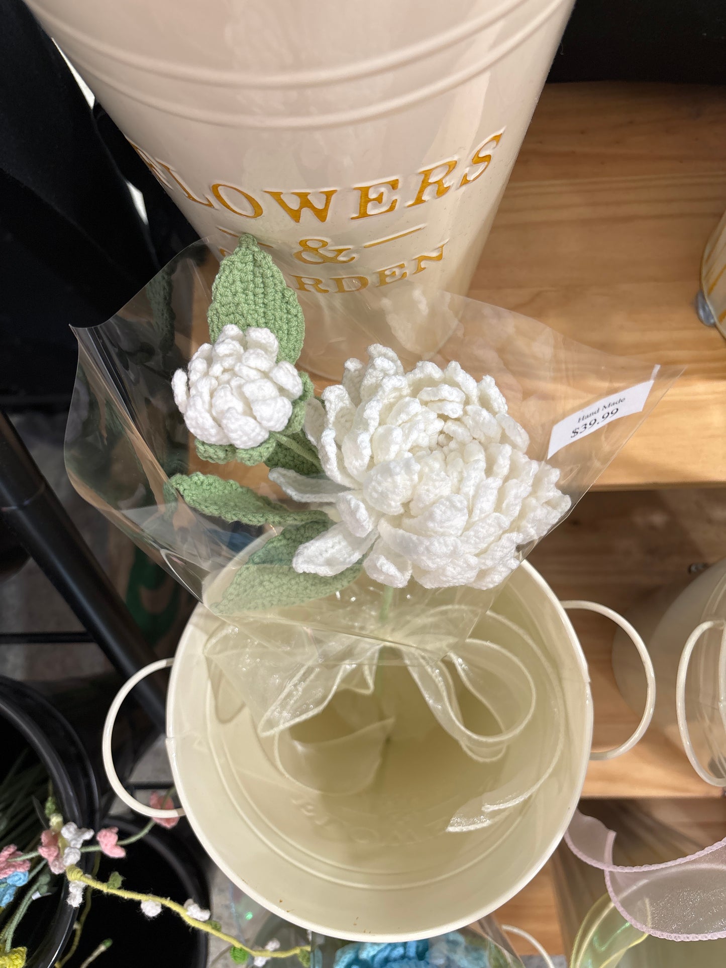 handmade crochet white Chrysanthemum