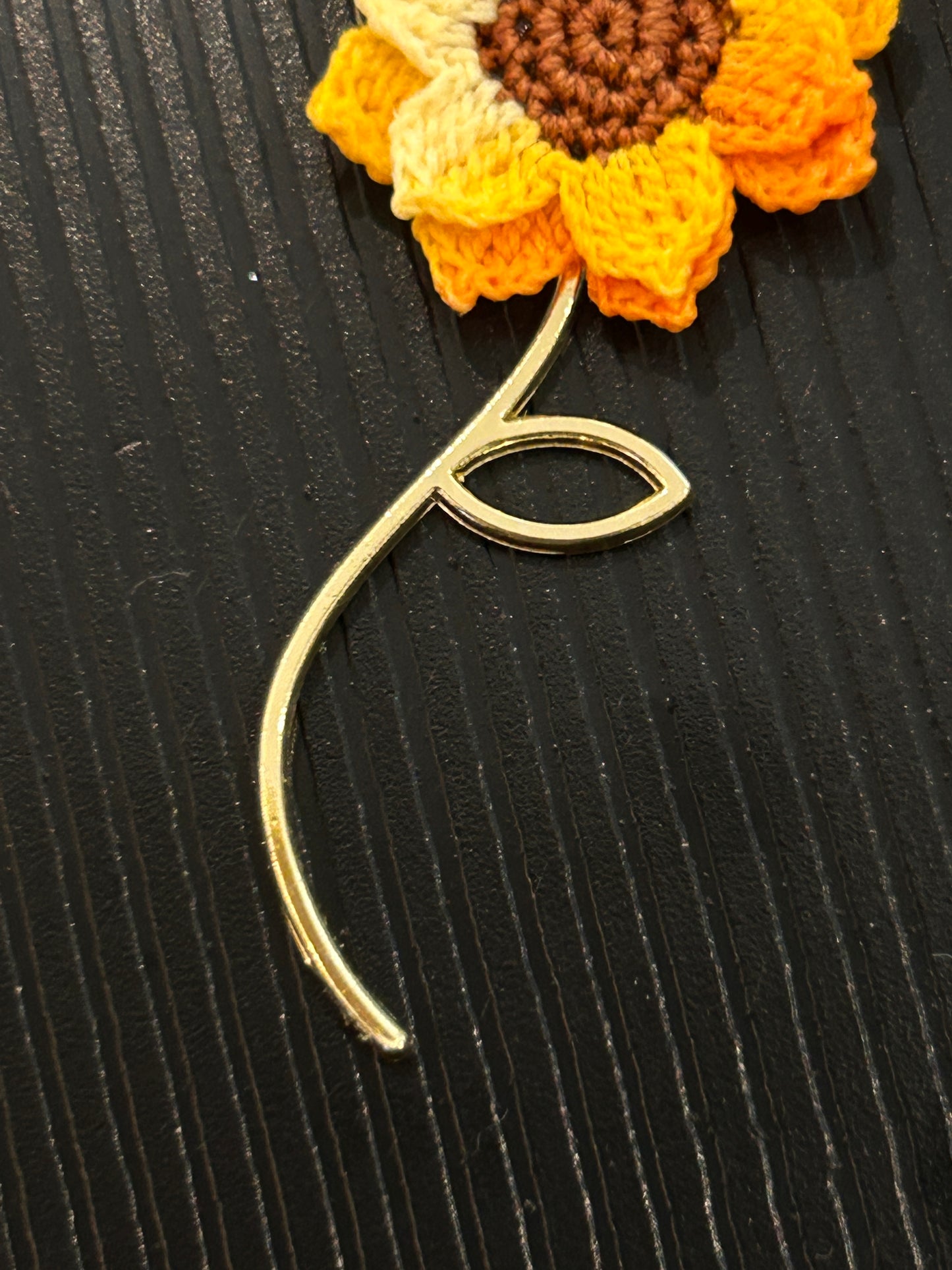 Sunflower Earrings (Curly)