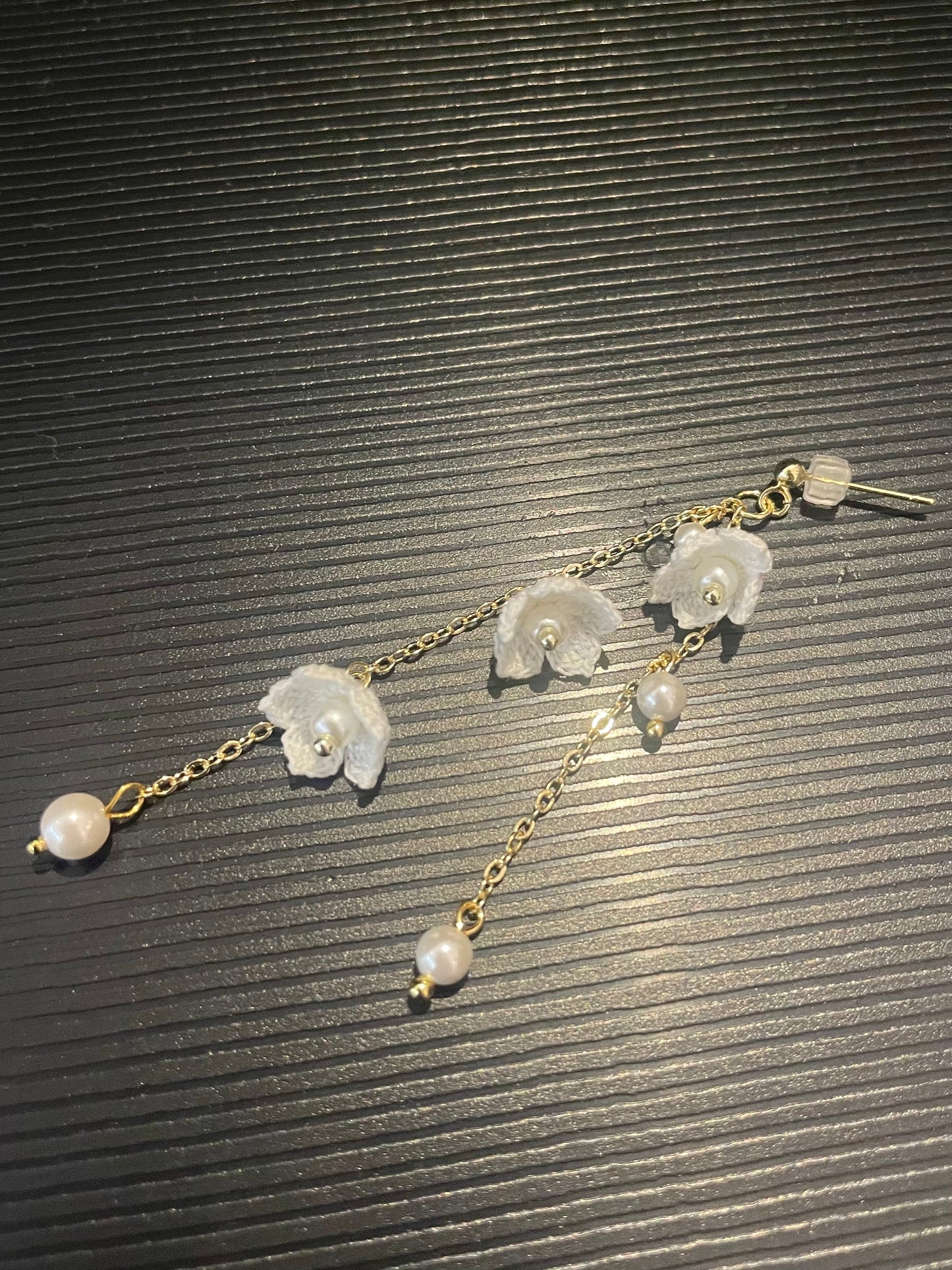 Lily of the Valley Earrings (Chain)