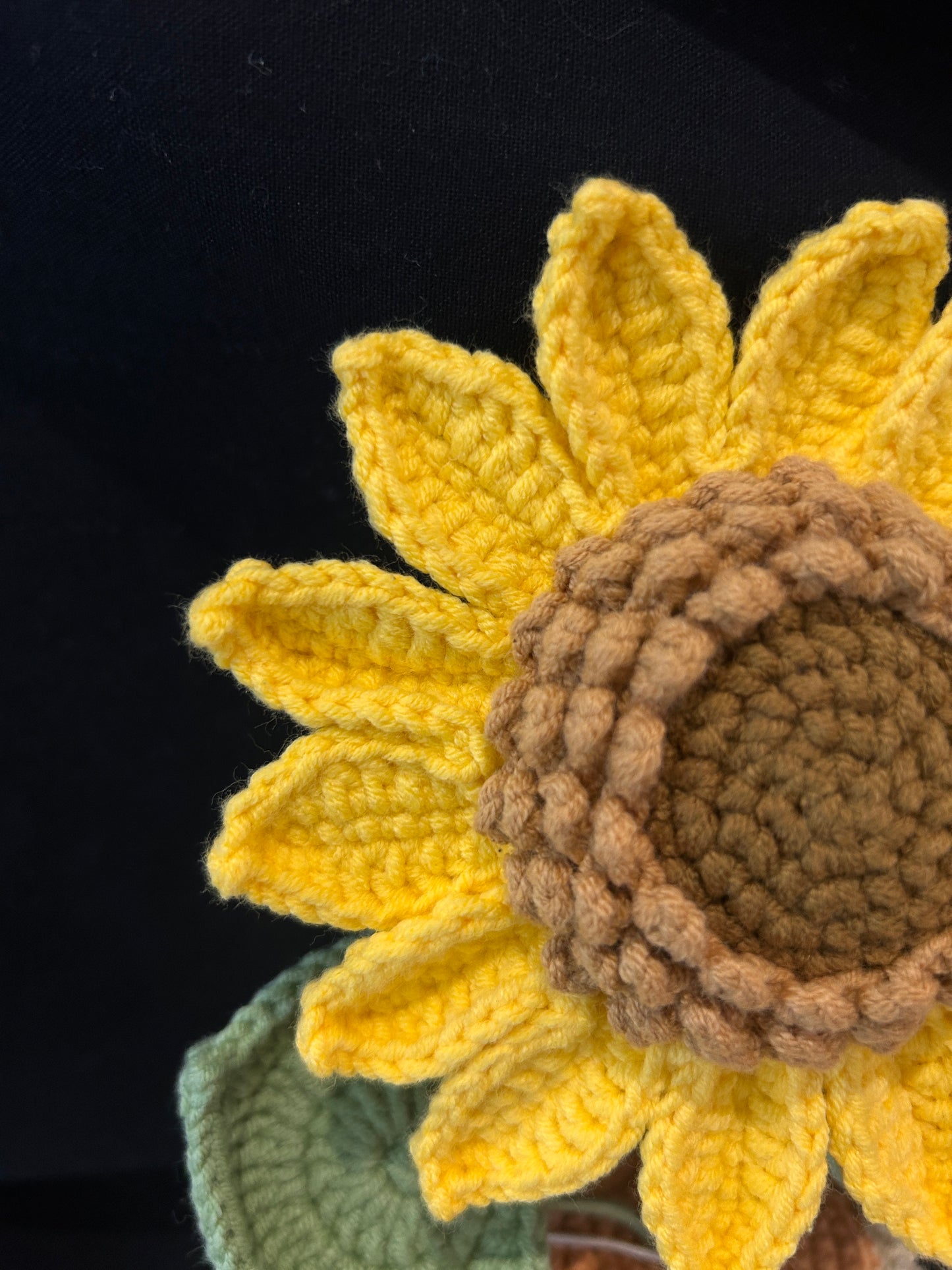 Sunflower Pot (Single Layer)