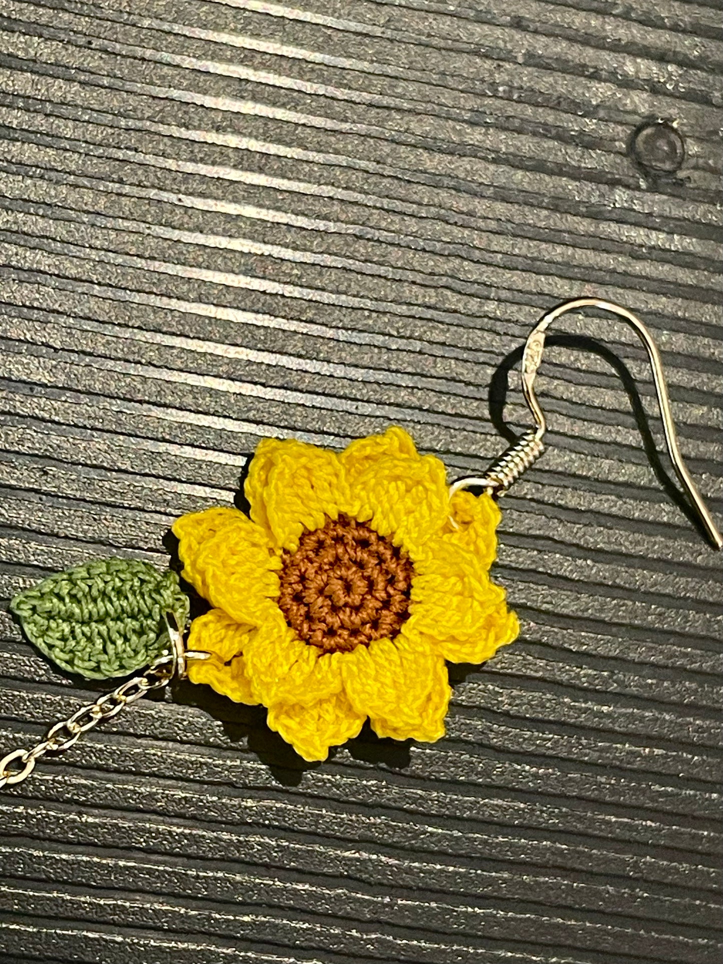 Sunflower Earrings (Leaf)