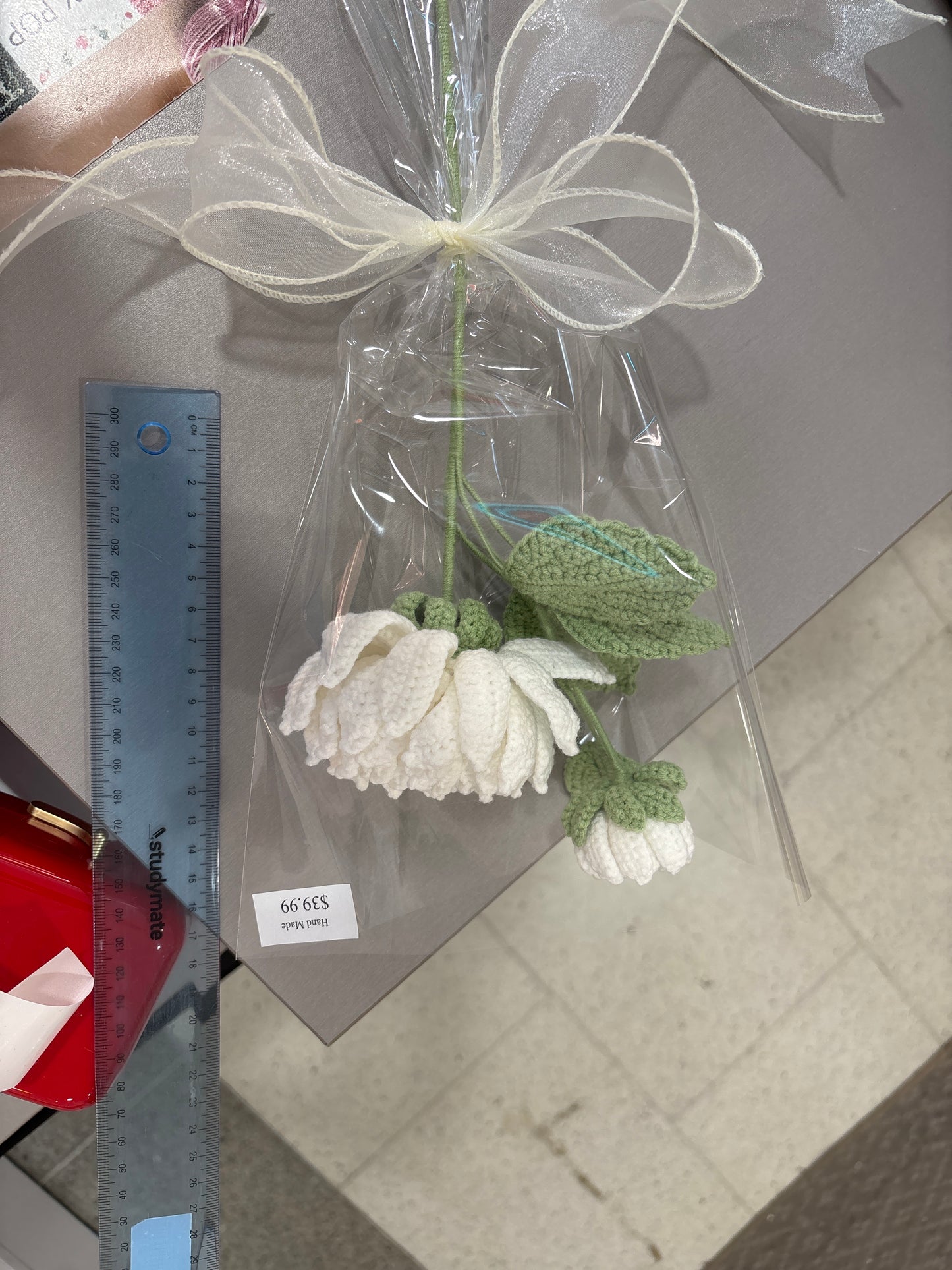 handmade crochet white Chrysanthemum