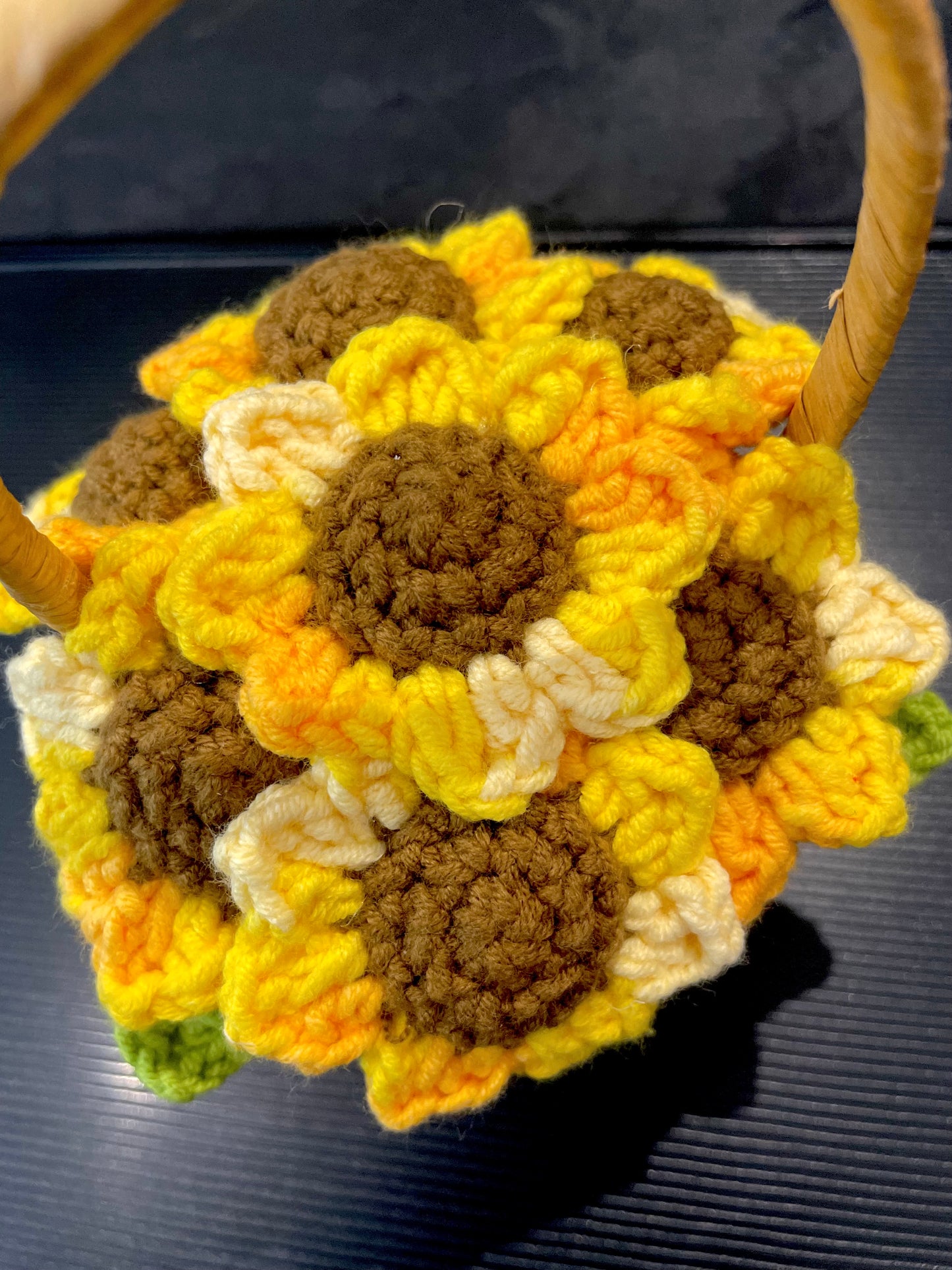 Flower Basket (Rose/Sunflower)