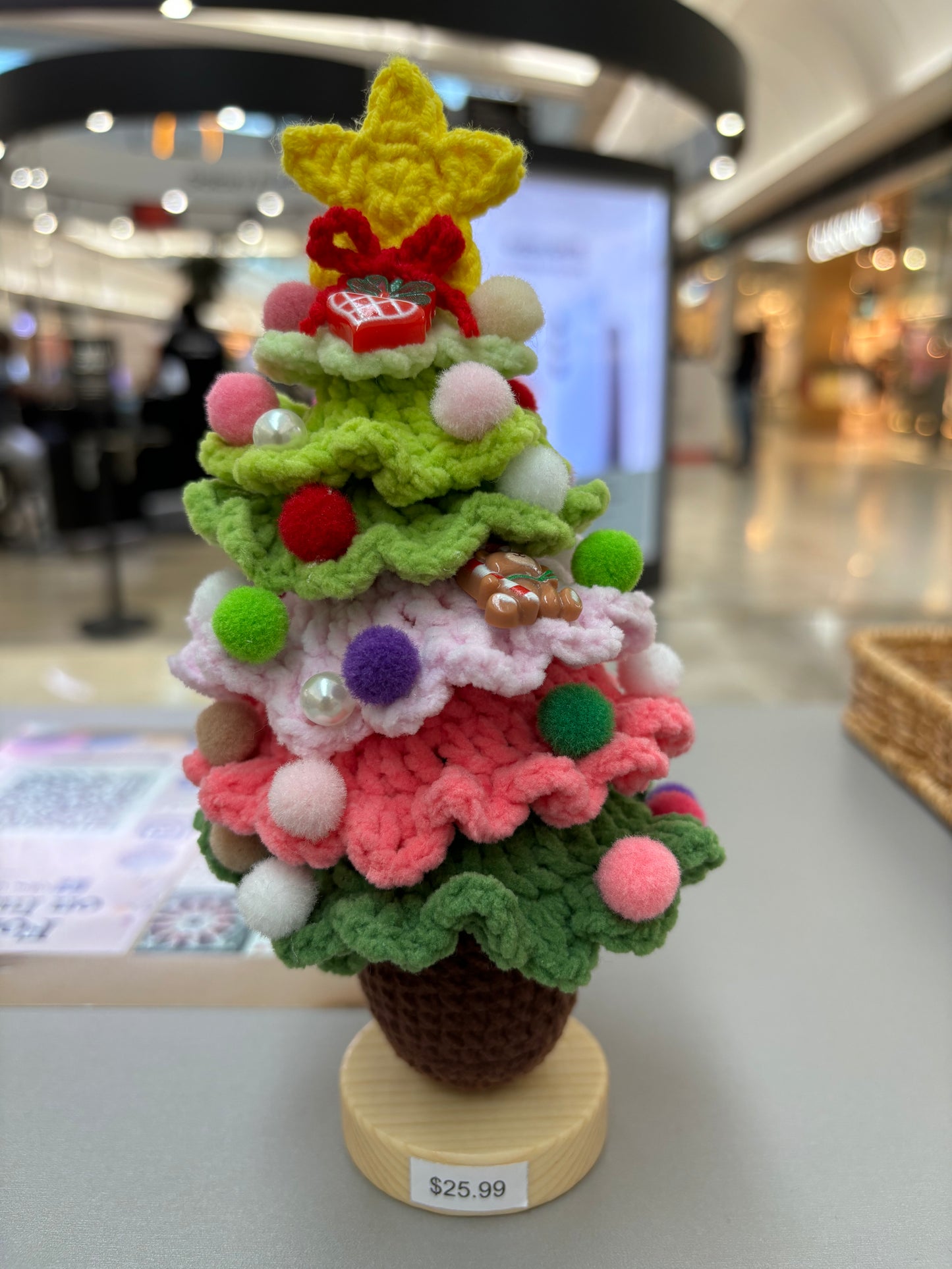 Hand-Crocheted Christmas Tree with Wooden Base – Festive Decoration