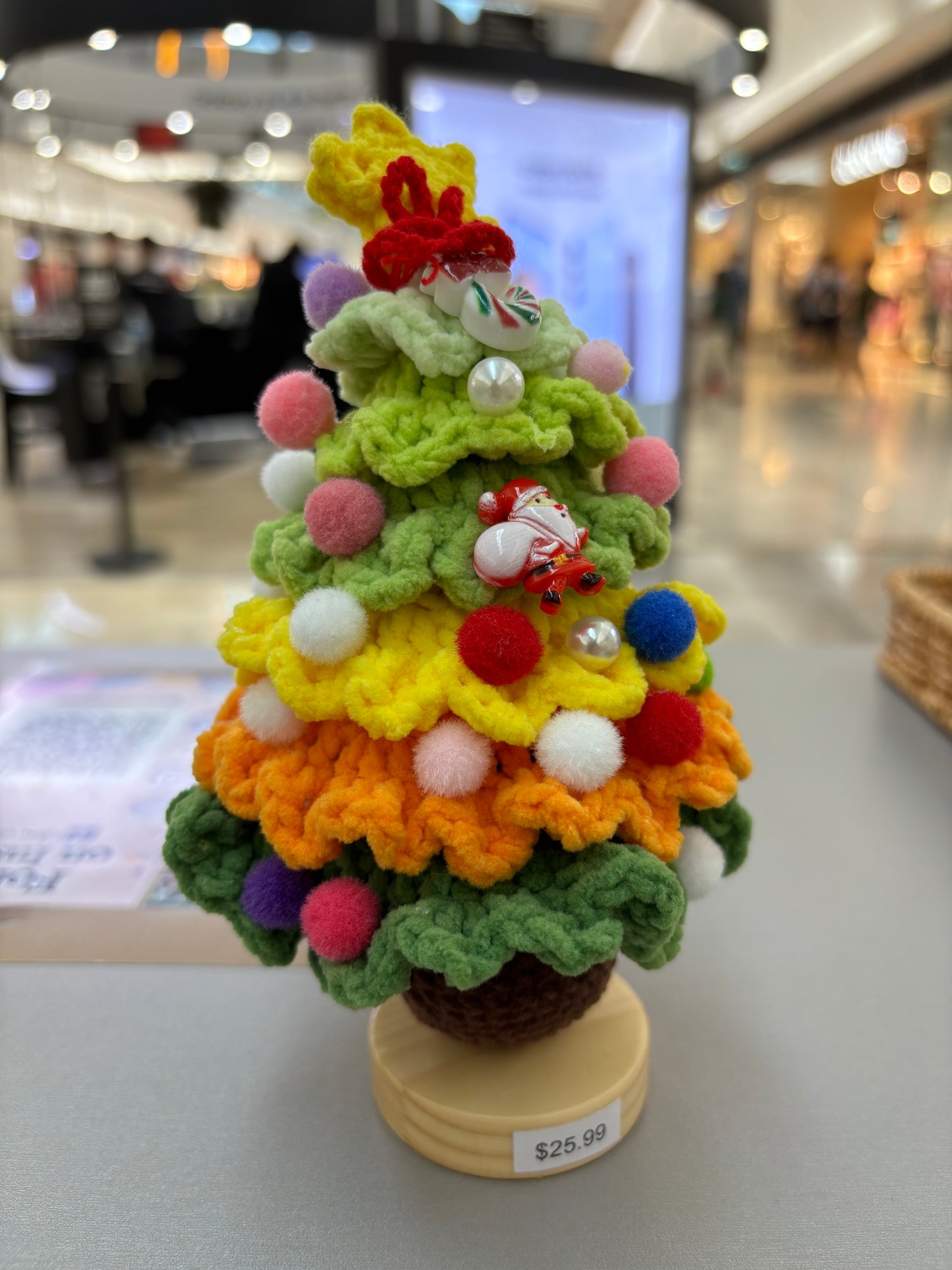 Hand-Crocheted Christmas Tree with Wooden Base – Festive Decoration