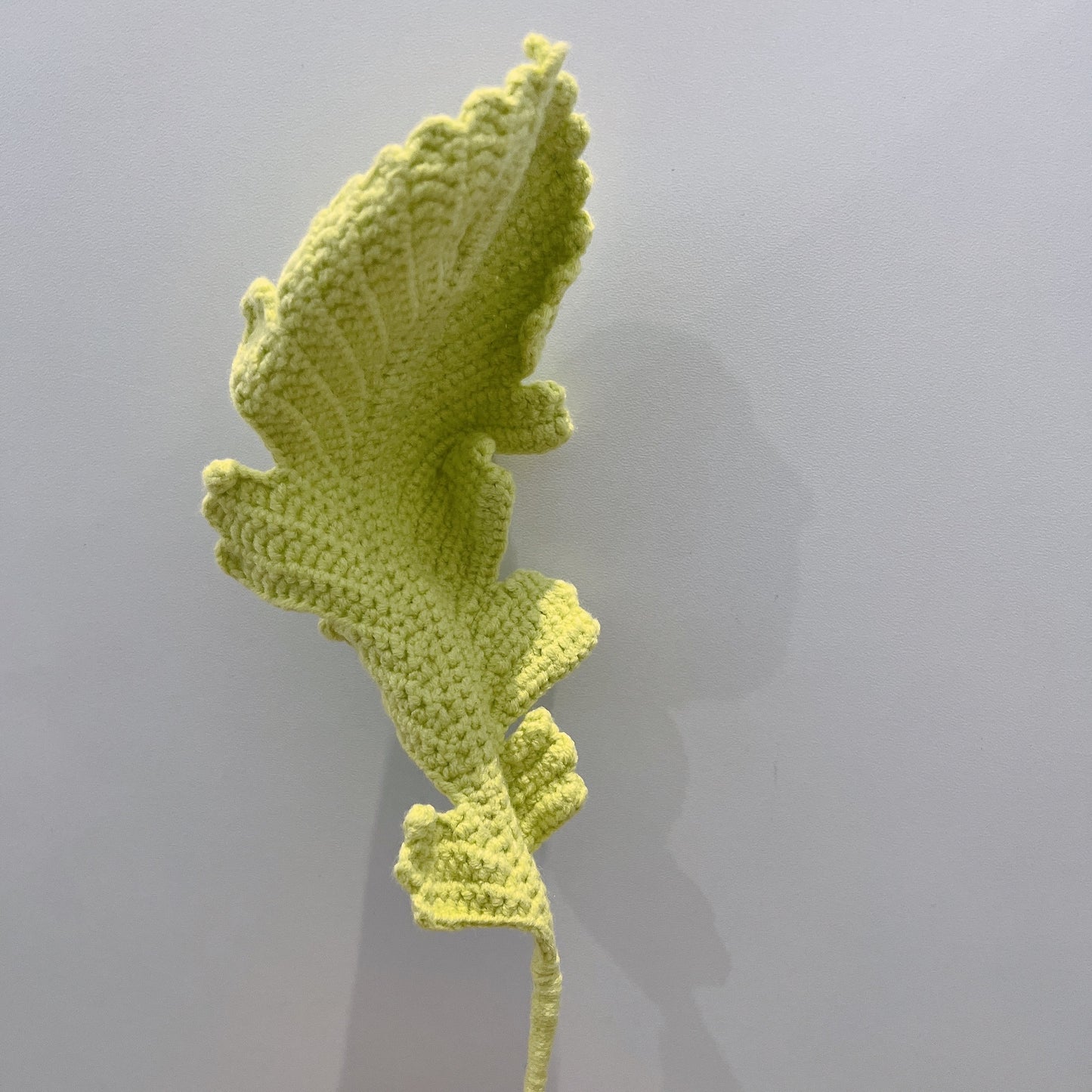 Handmade Crochet Feather-shaped Leaves