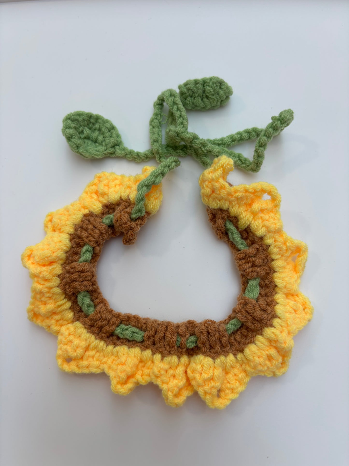 Handmade Crochet Pet Collar – Adorable and Adjustable
