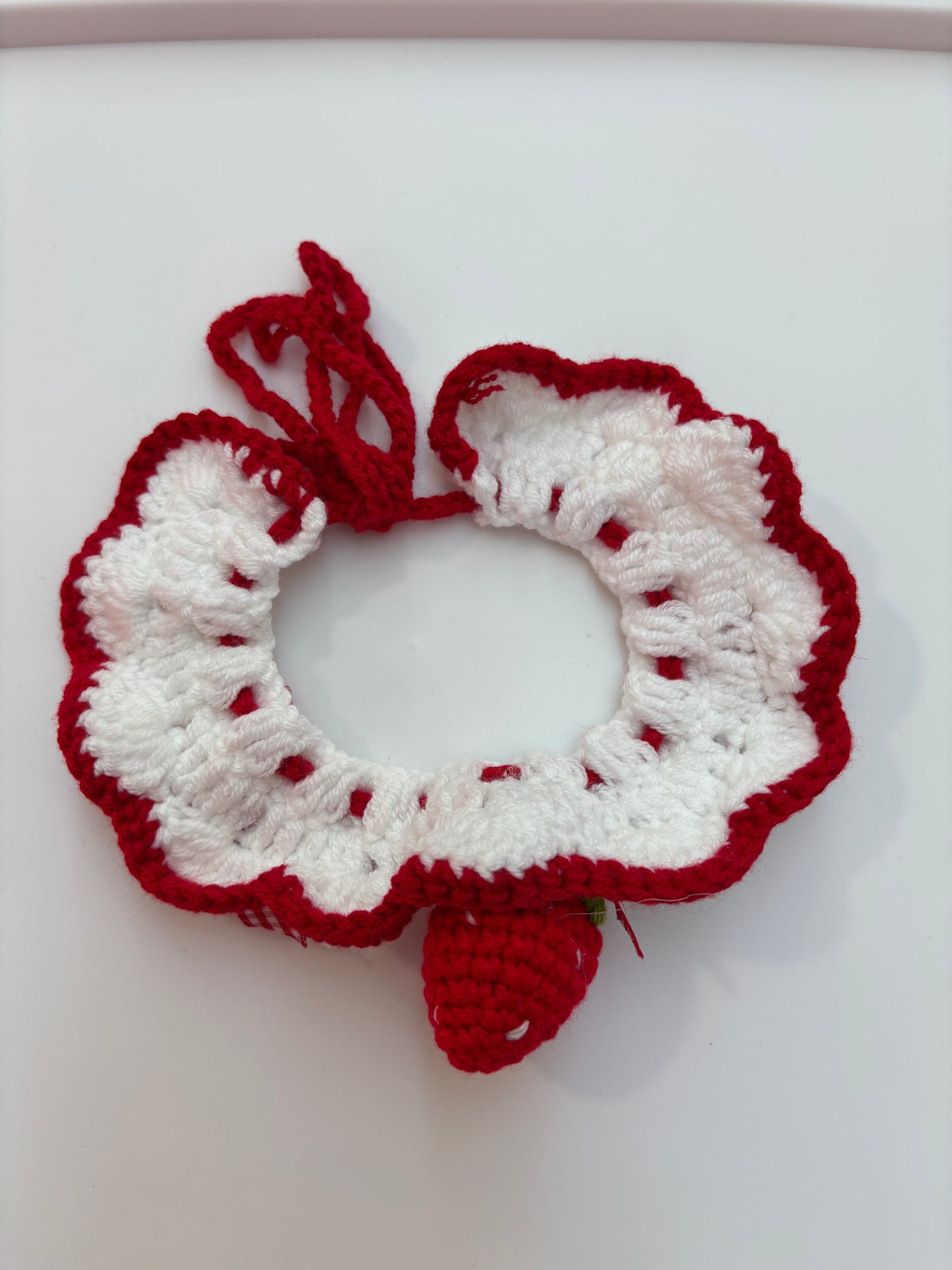 Handmade Crochet Pet Collar – Adorable and Adjustable