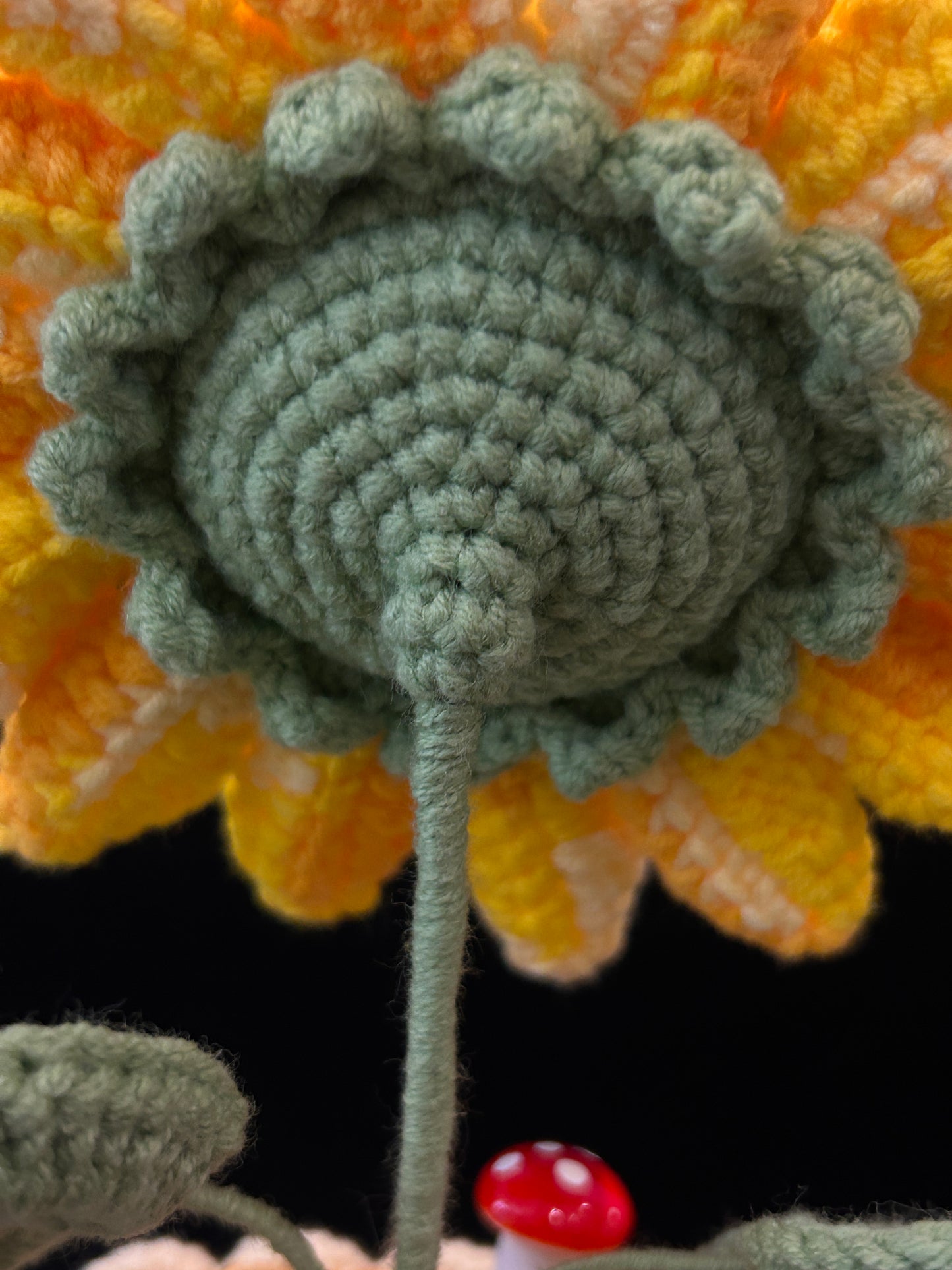 Sunflower Pot (Single Layer)