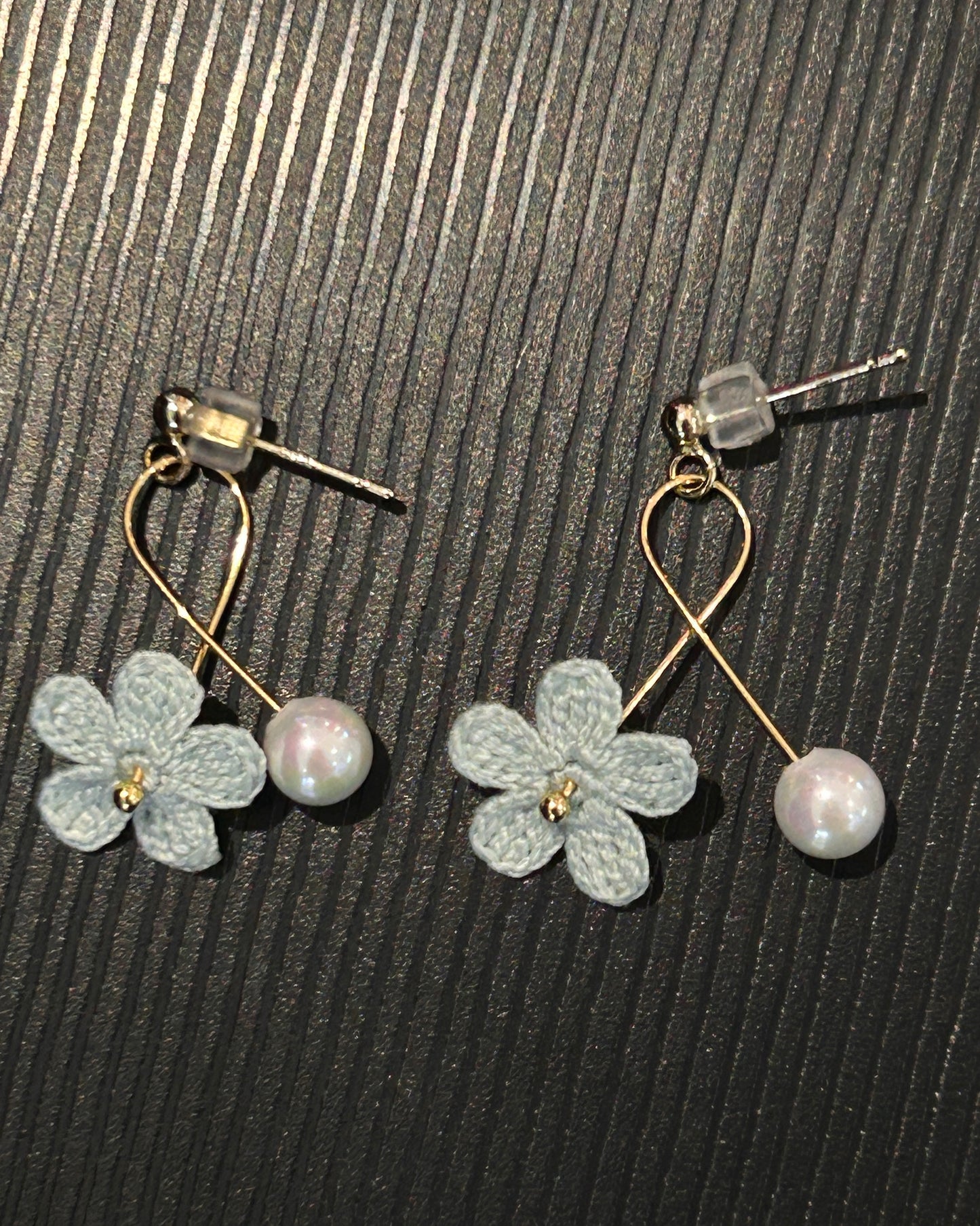 Five-Petal Flower Earrings (Spiral)