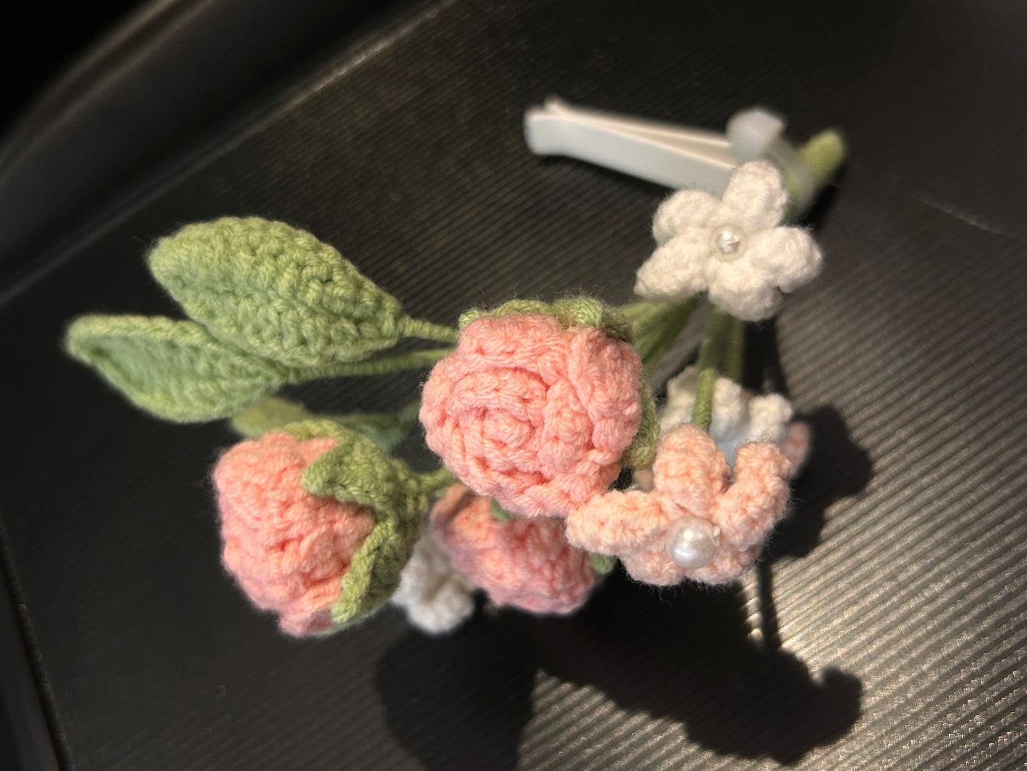 Rose & Baby’s Breath Car Bouquet