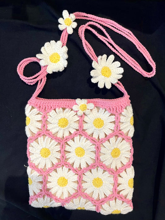 Handmade Crochet Shoulder Bag —— Daisy