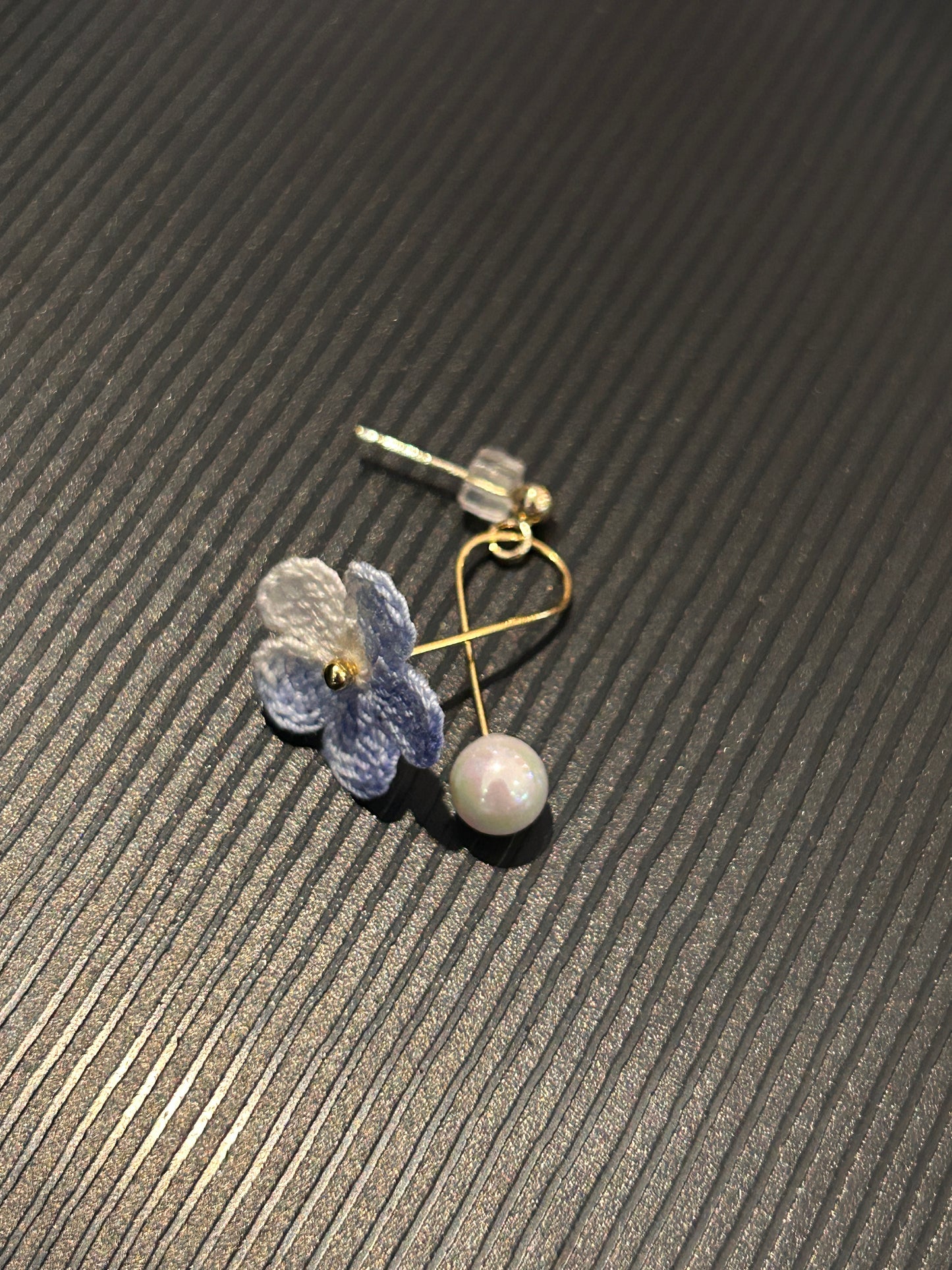 Five-Petal Flower Earrings (Spiral)