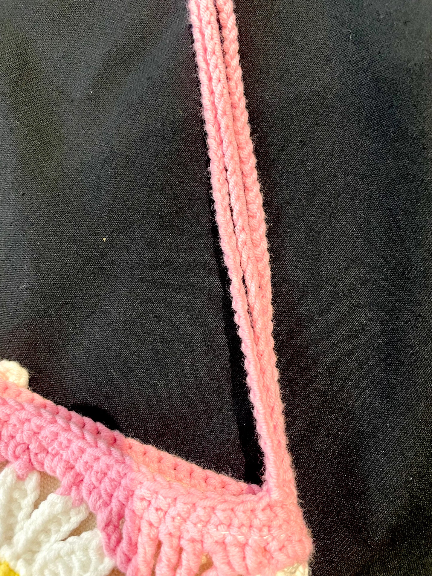 Handmade Crochet Shoulder Bag —— Daisy