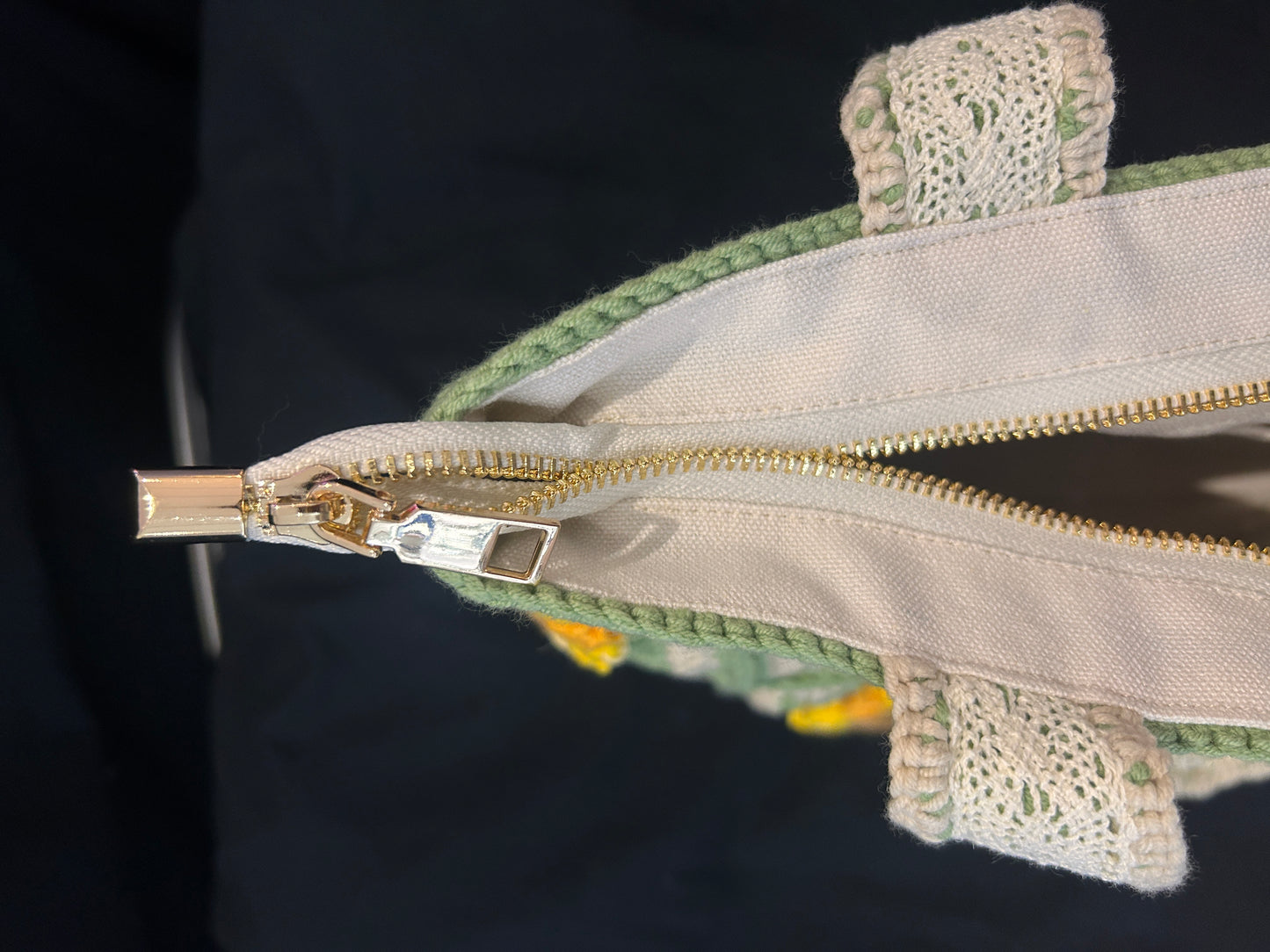 Blooming Sunflowers Shoulder Bag