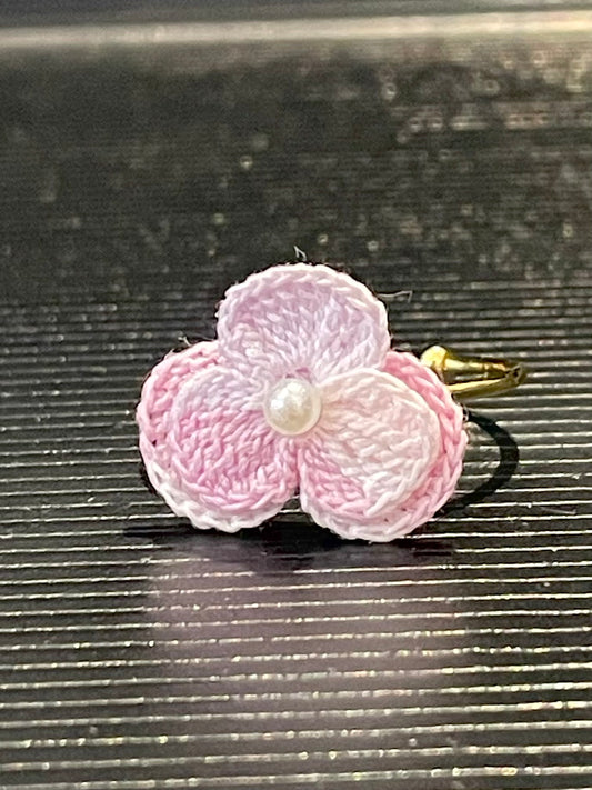 Three-Petal Flower Ring