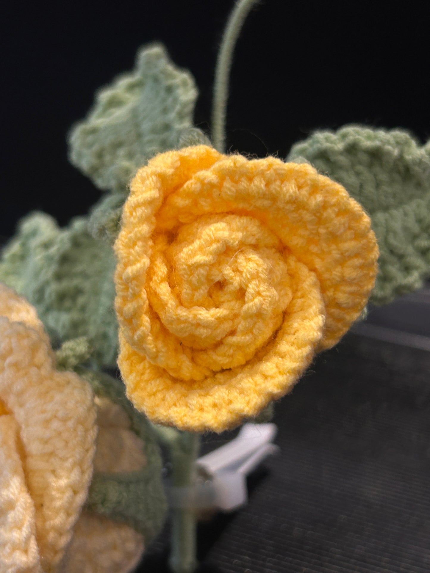 Double Roses with Bud Car Bouquet