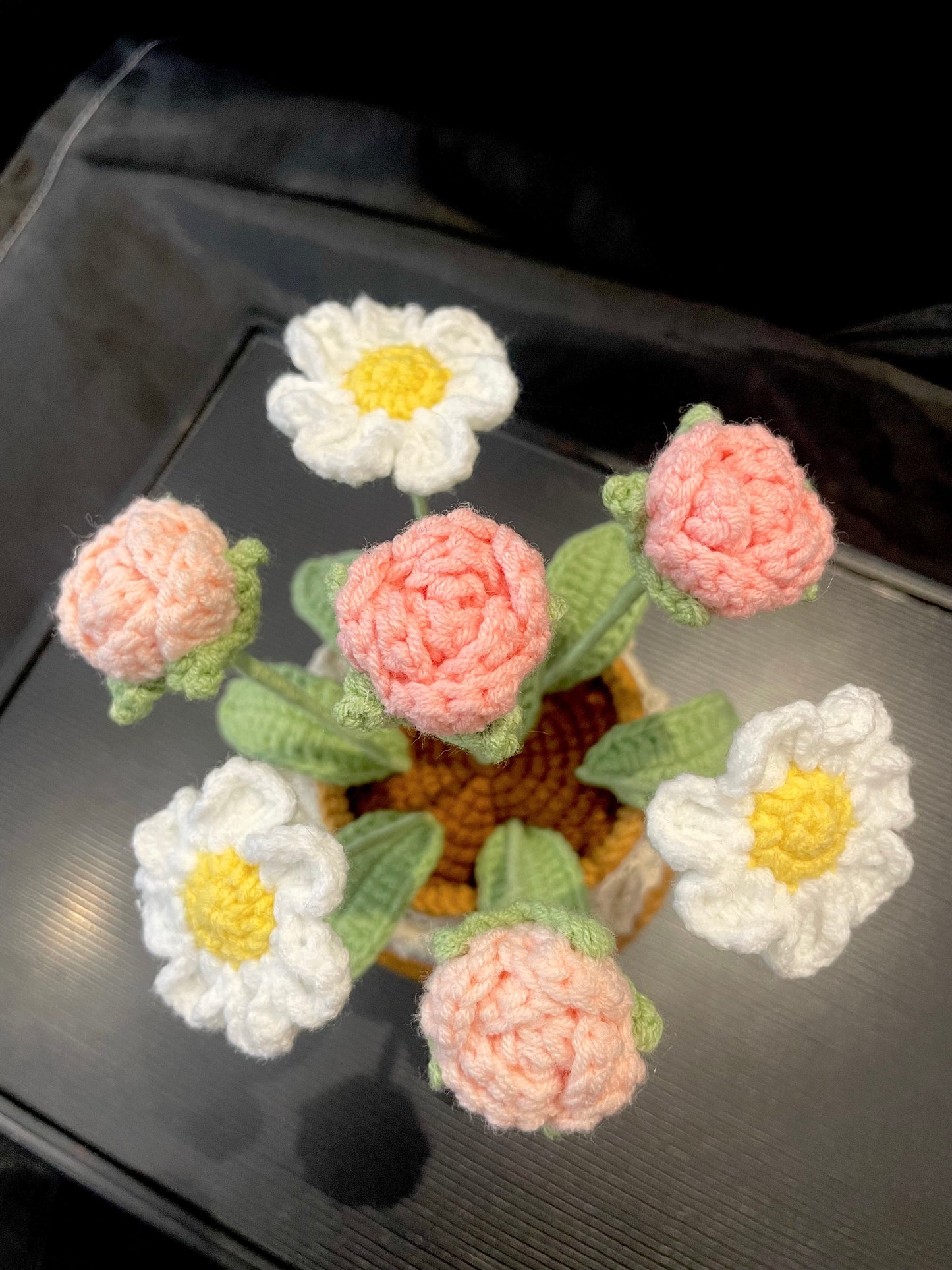 Rose & Daisy Pot