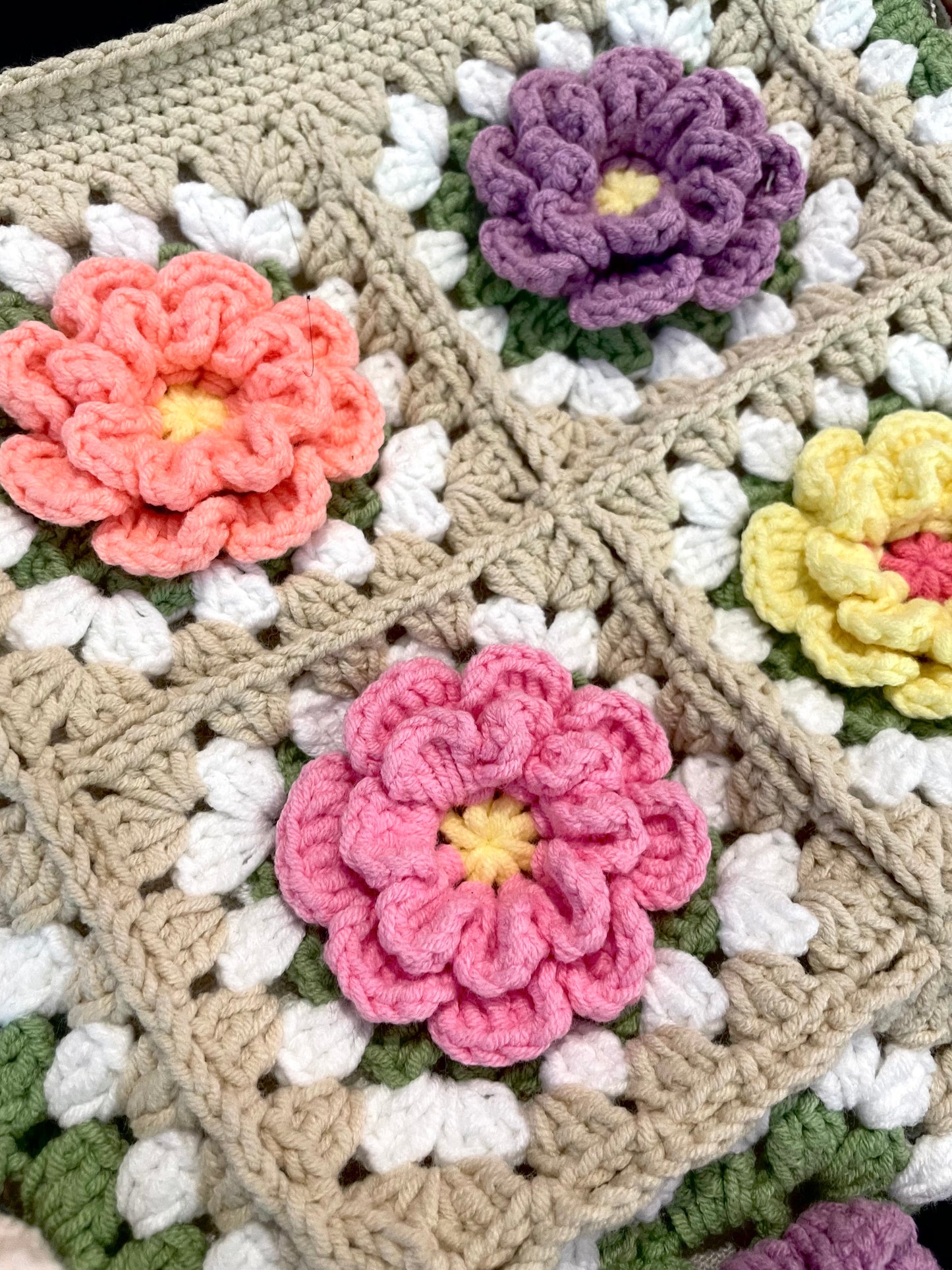 3D Daisy Shoulder Bag