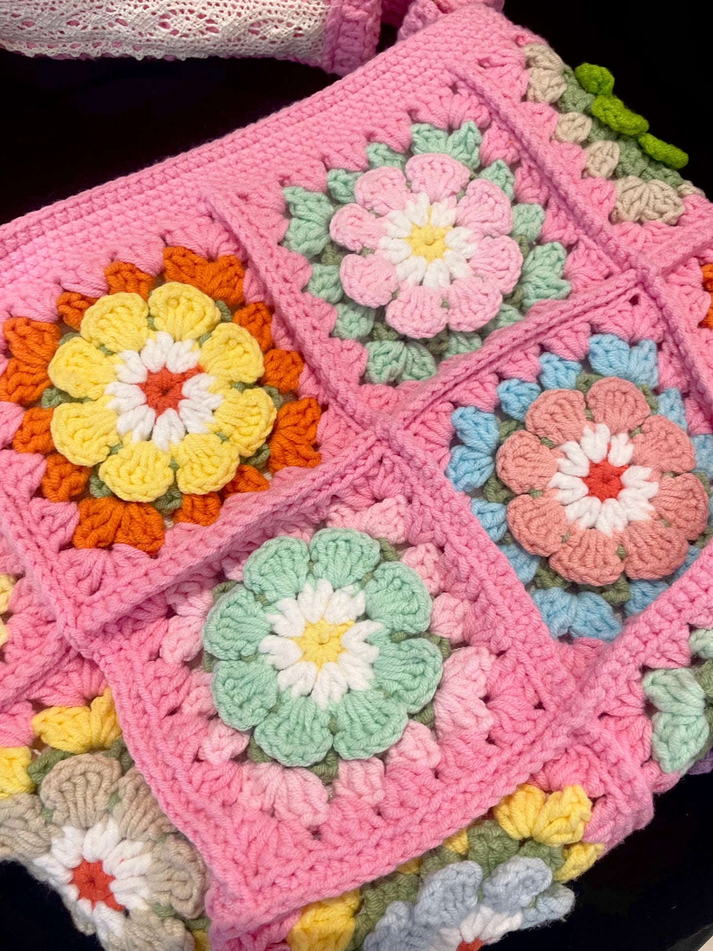 Colorful Daisy Shoulder Bag