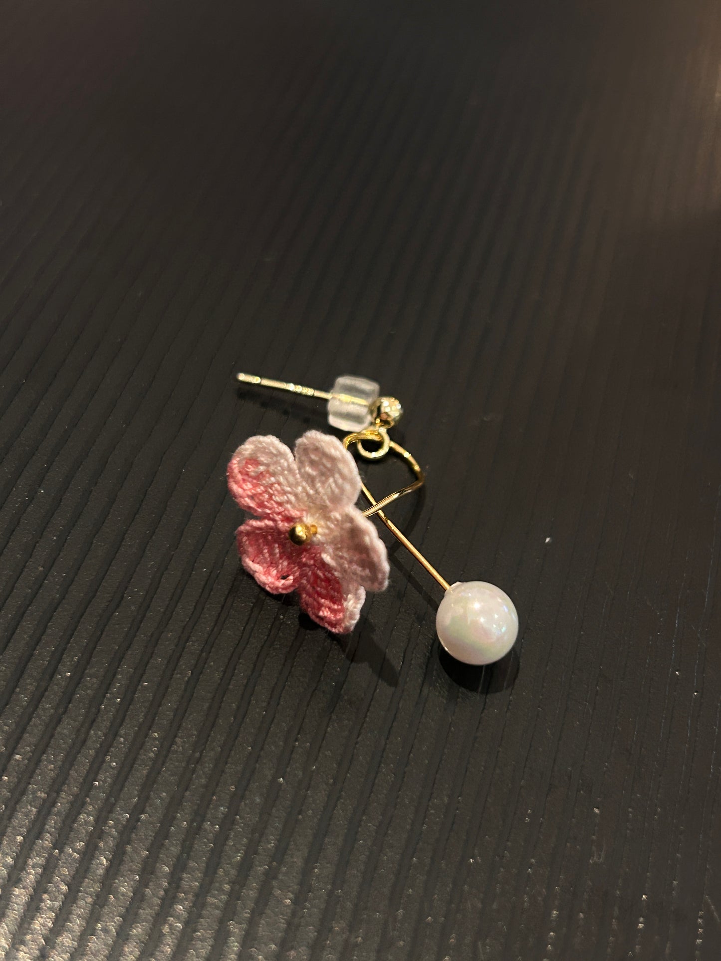 Five-Petal Flower Earrings (Spiral)