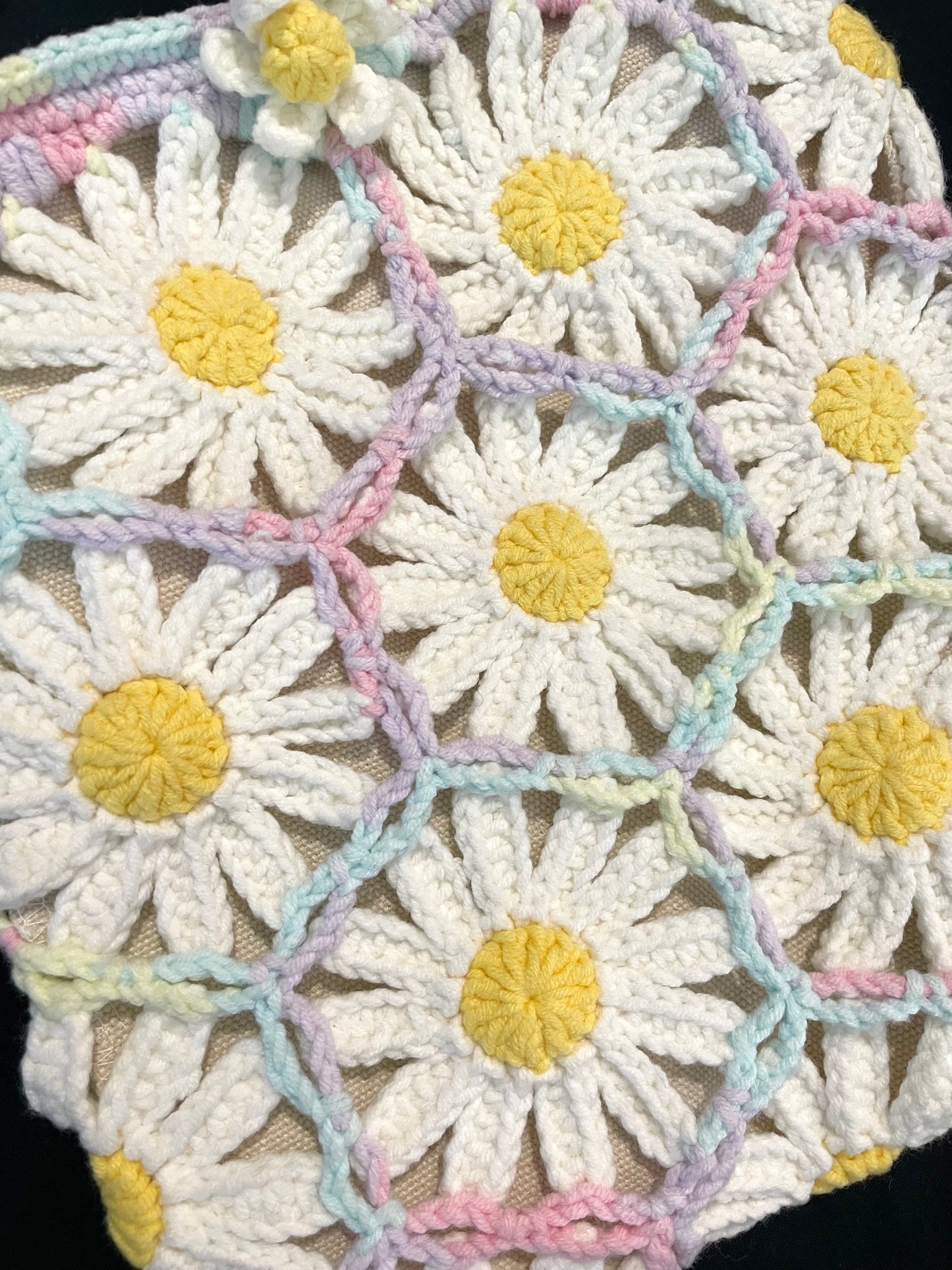 Handmade Crochet Shoulder Bag —— Daisy