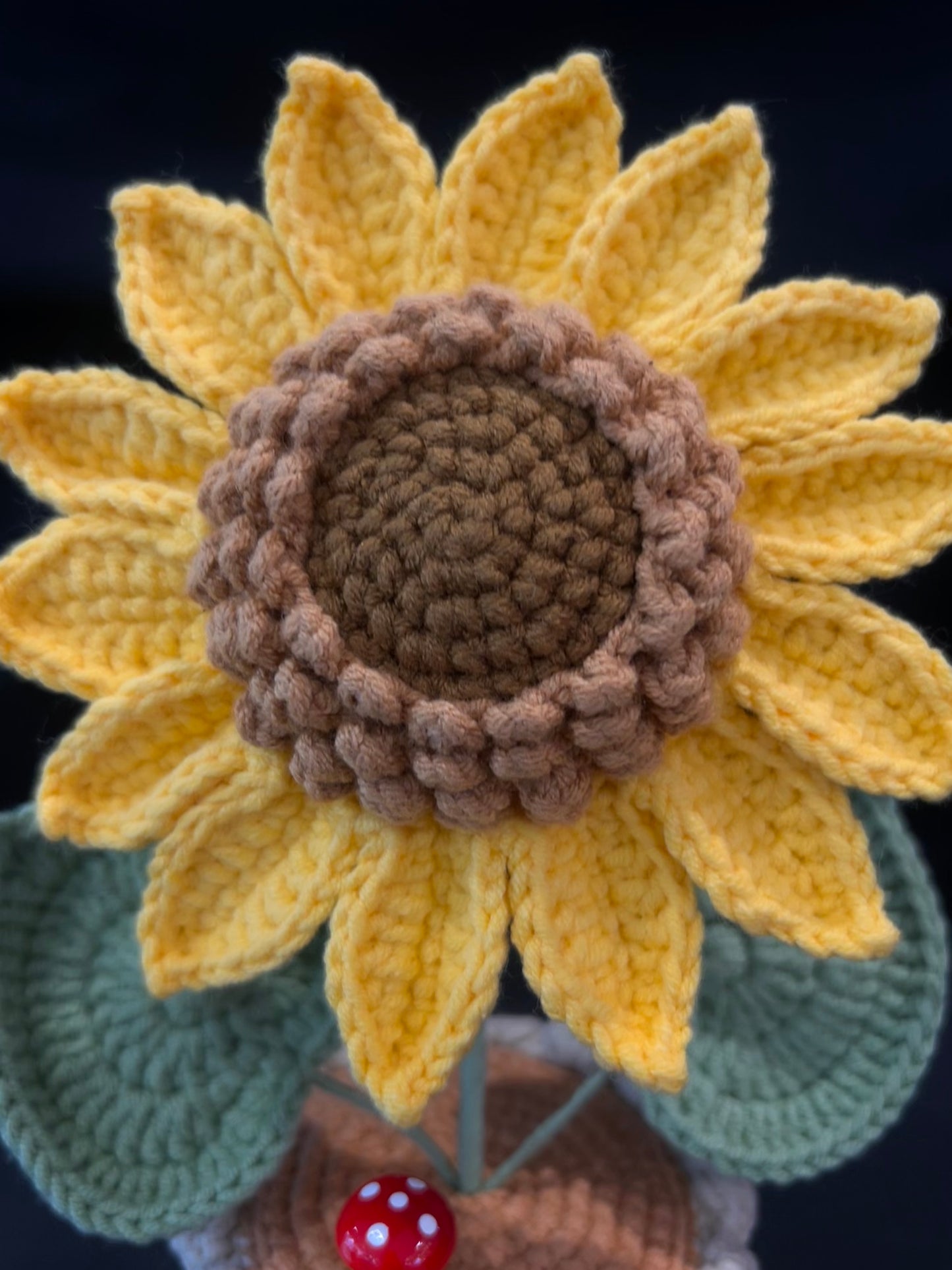 Sunflower Pot (Single Layer)