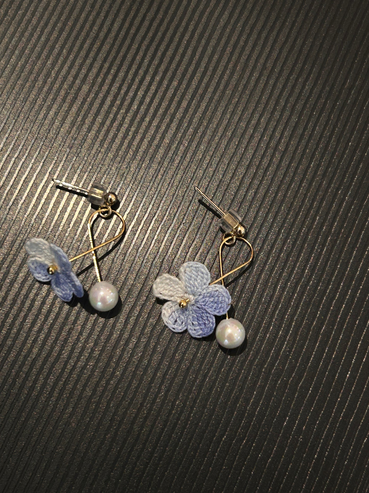 Five-Petal Flower Earrings (Spiral)