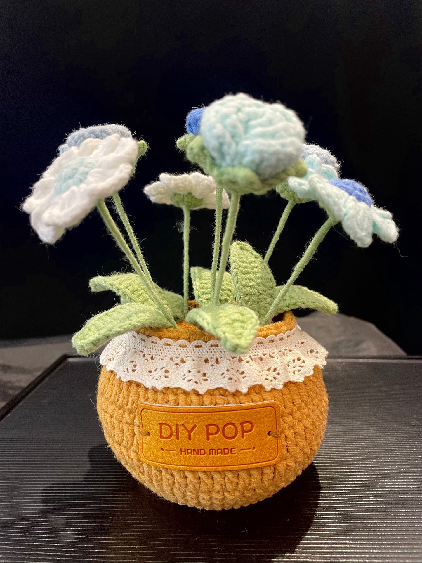 Rose & Daisy Pot