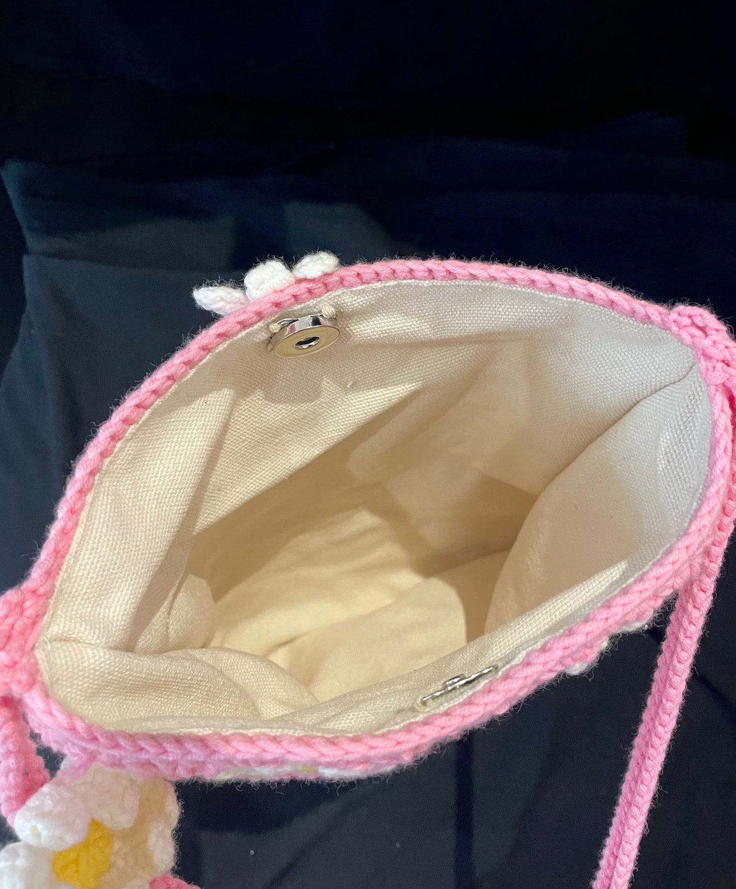 Handmade Crochet Shoulder Bag —— Daisy