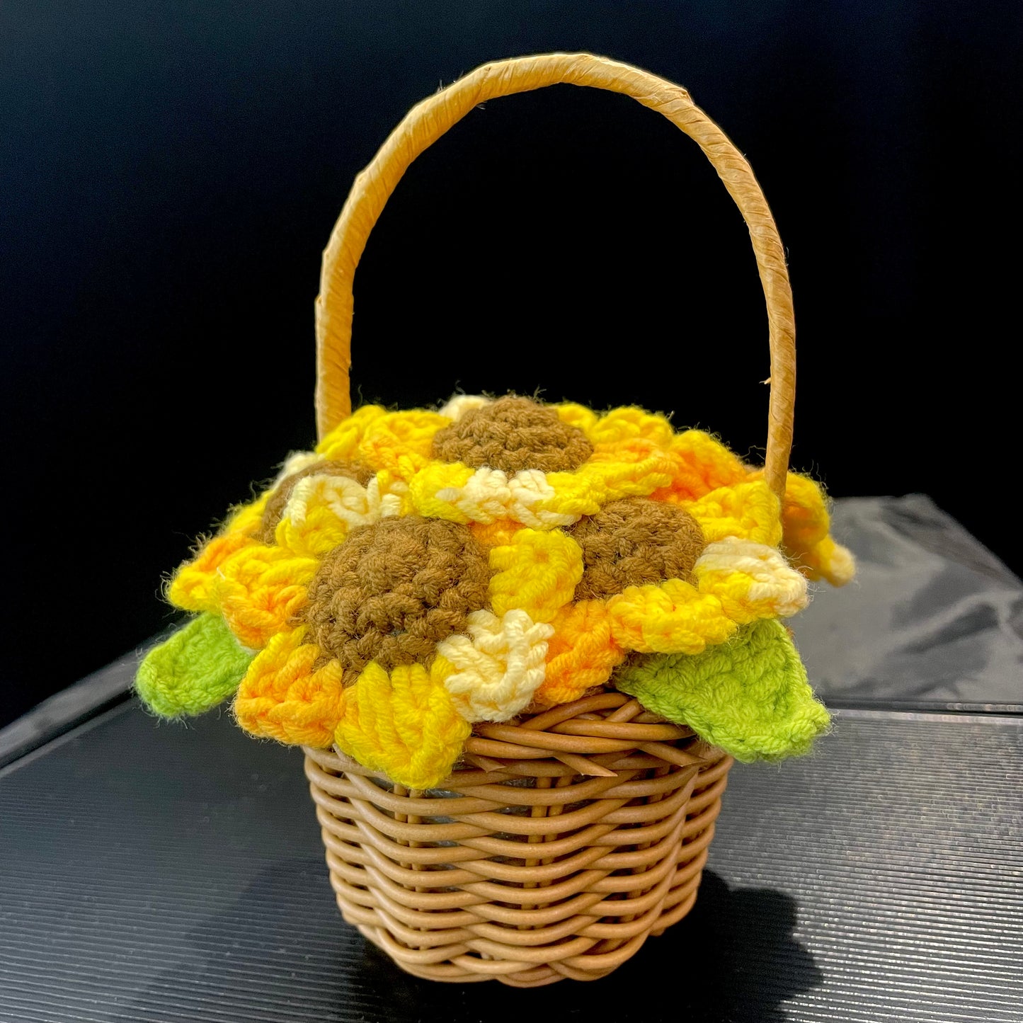 Flower Basket (Rose/Sunflower)