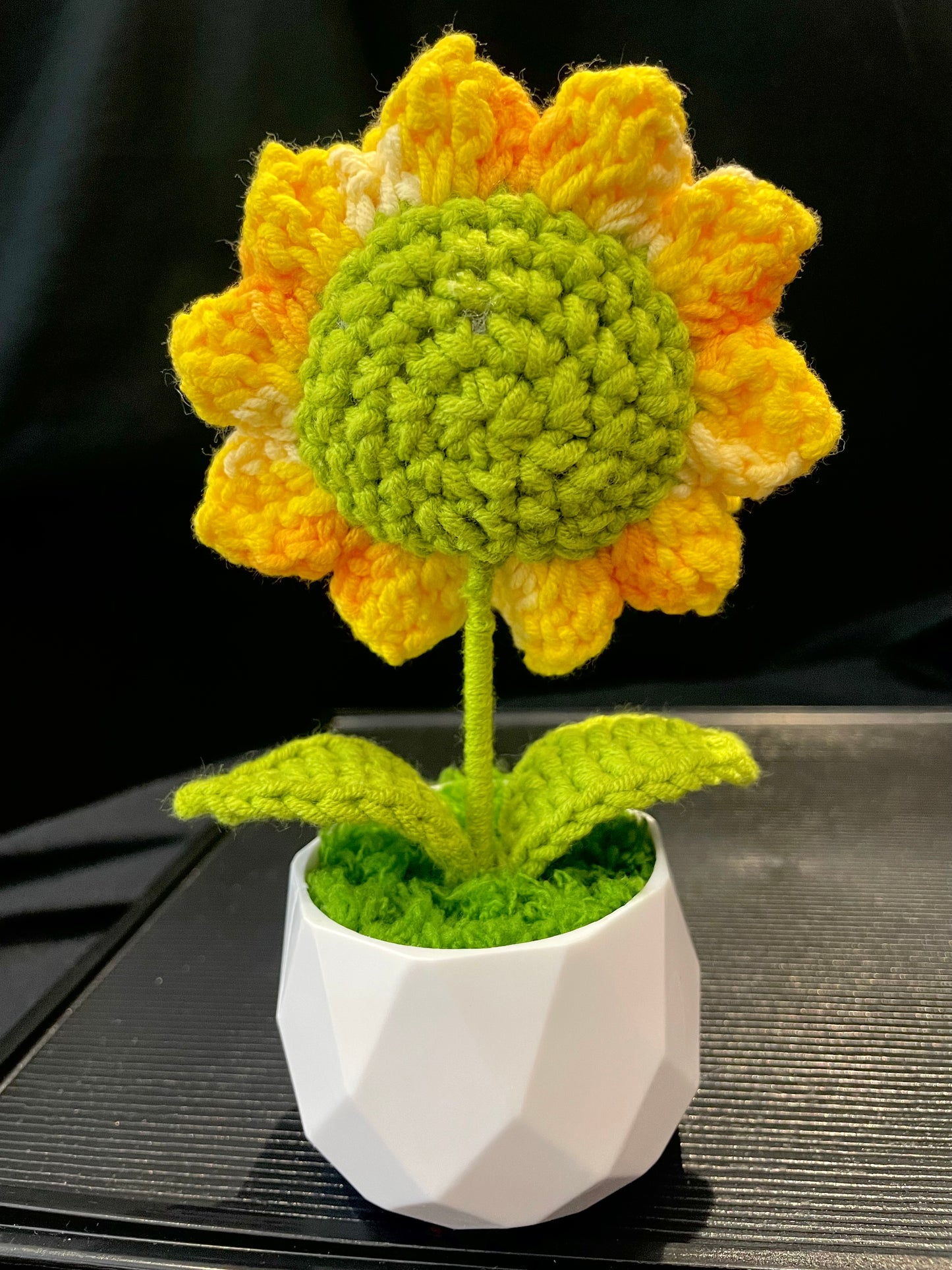 Sunflower in White Pot (Double-Layer)