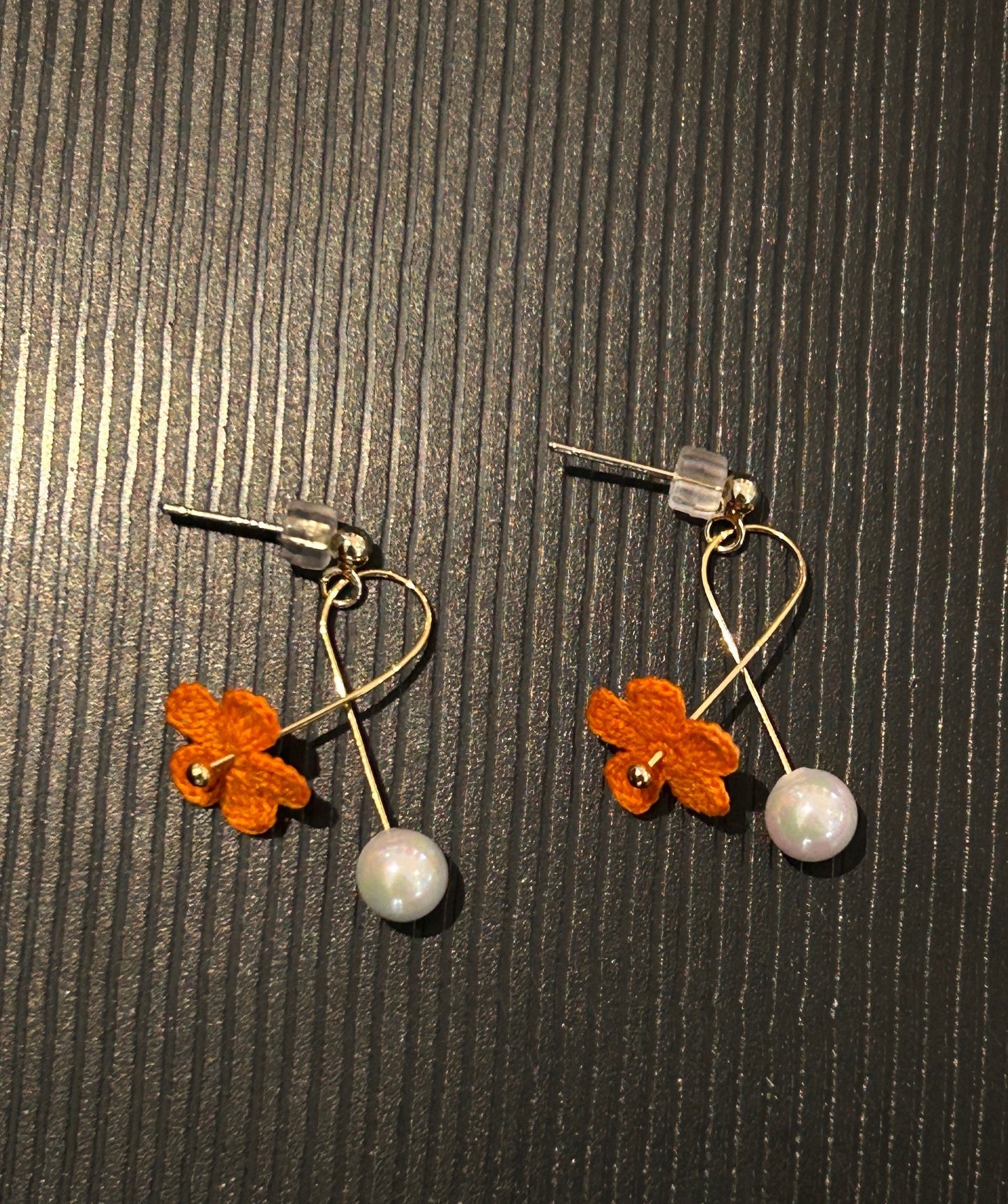 Five-Petal Flower Earrings (Spiral)