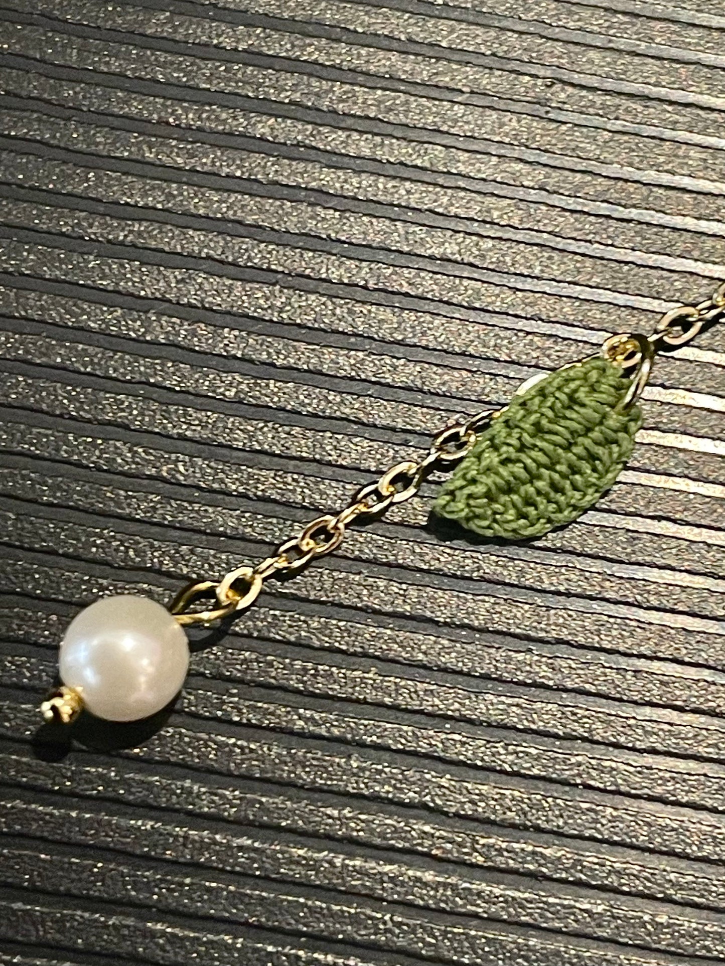 Sunflower Earrings (Leaf)