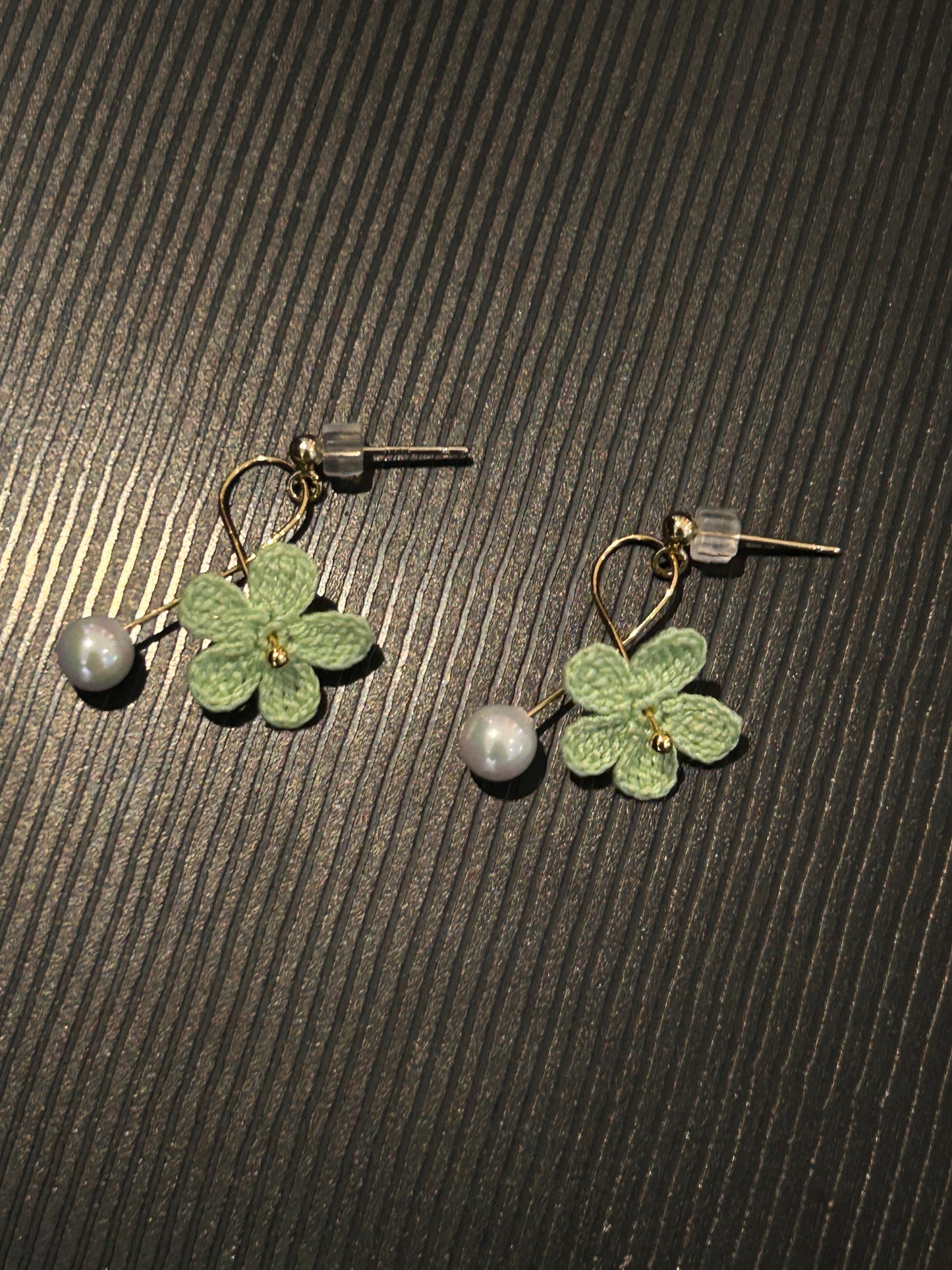 Five-Petal Flower Earrings (Spiral)