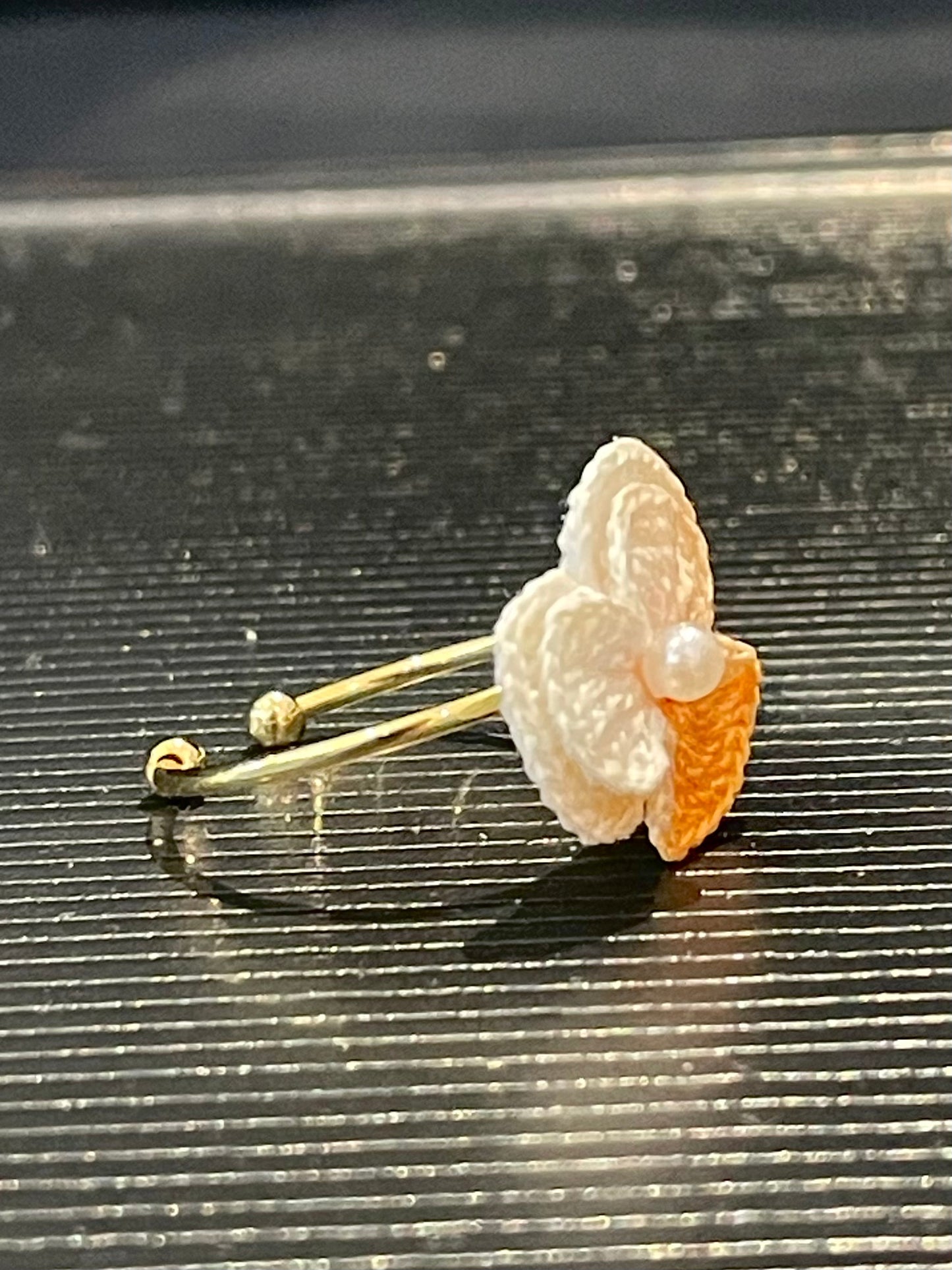 Three-Petal Flower Ring