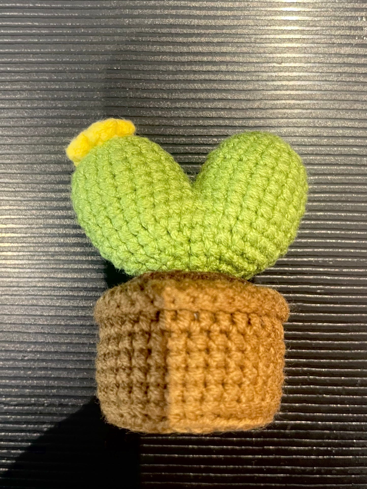 Handmade Crohet Decor —— Letter LOVE