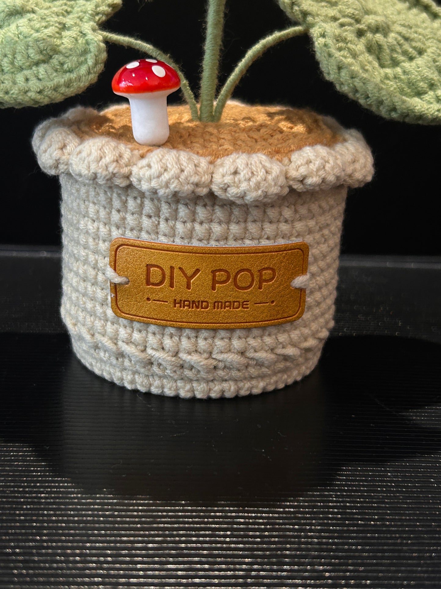 Sunflower Pot (Single Layer)