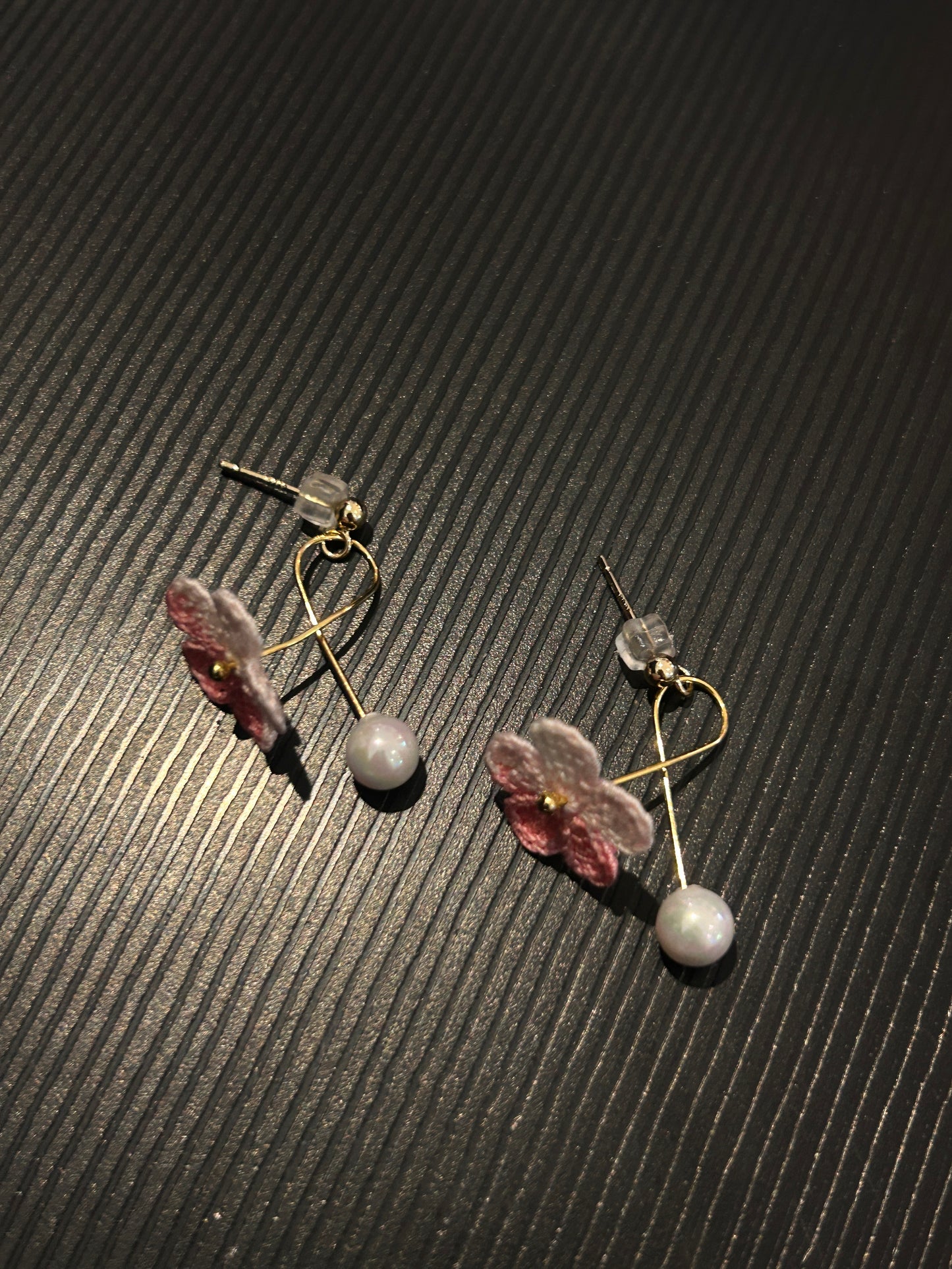 Five-Petal Flower Earrings (Spiral)