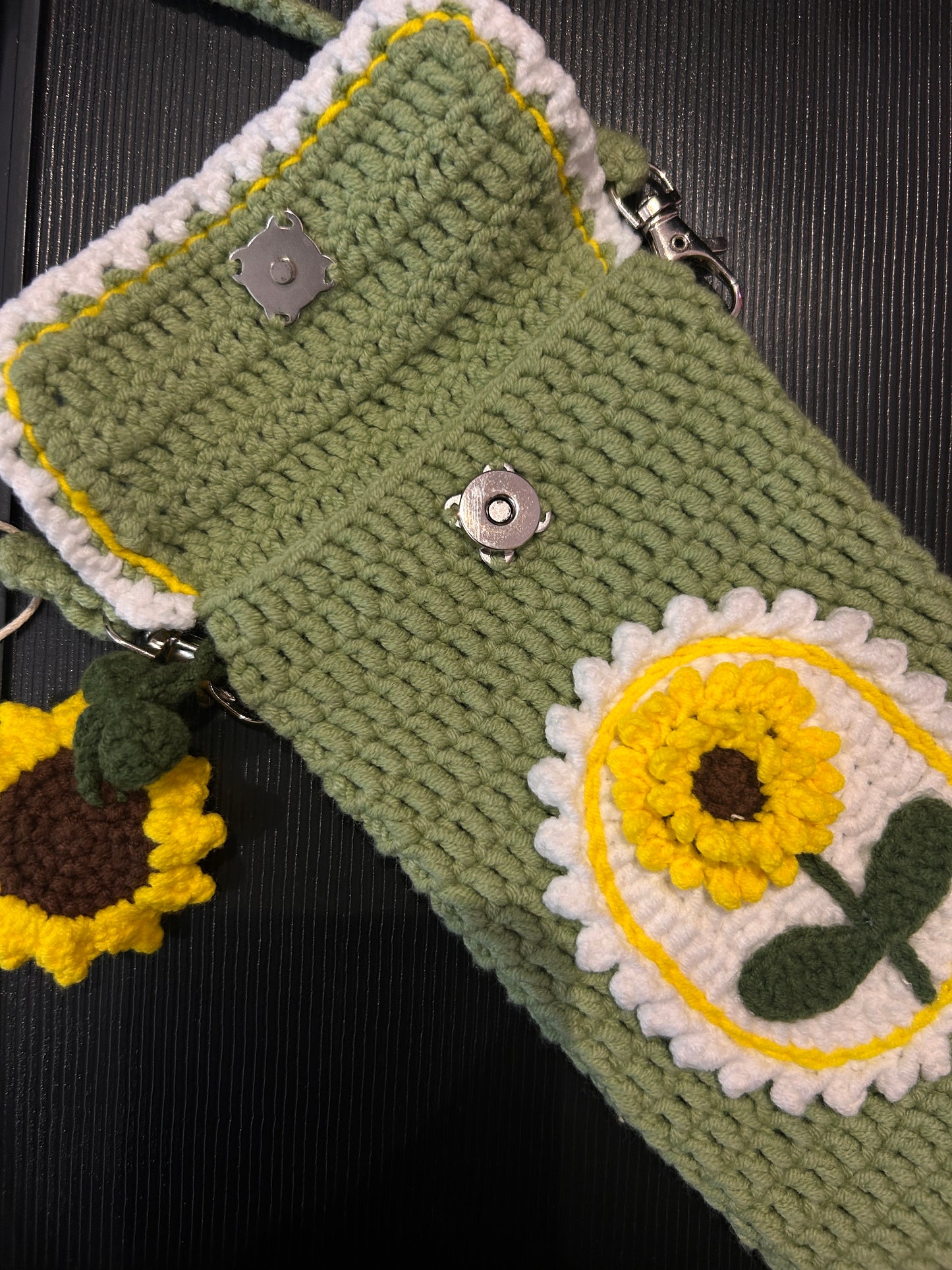 Sunflower Shoulder Bag (with Pendant)