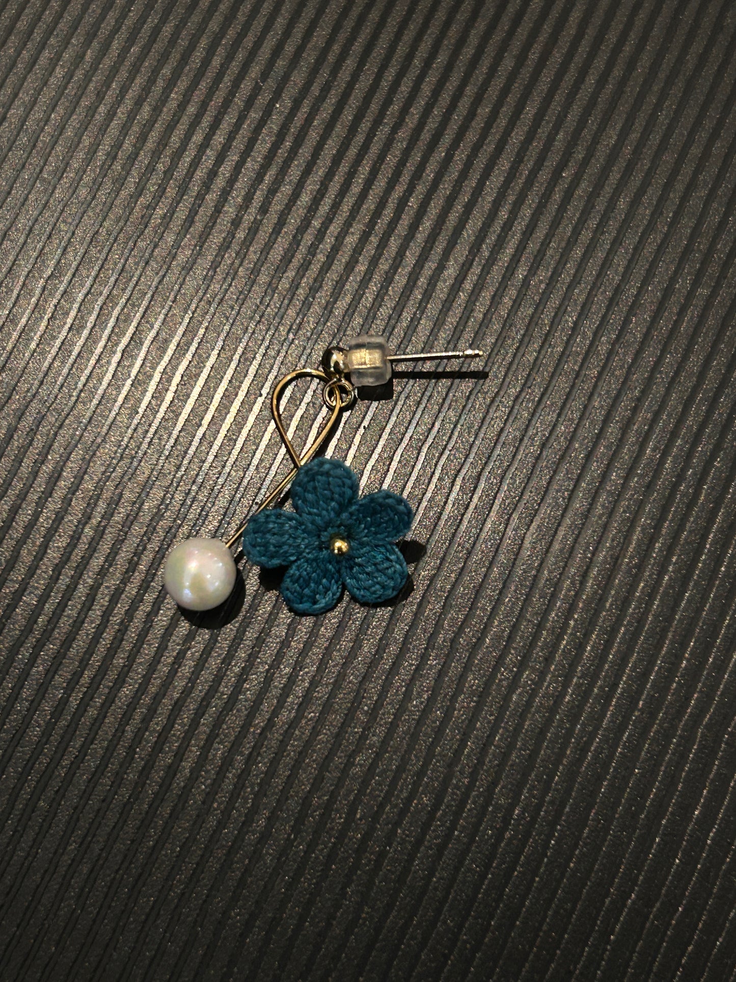 Five-Petal Flower Earrings (Spiral)